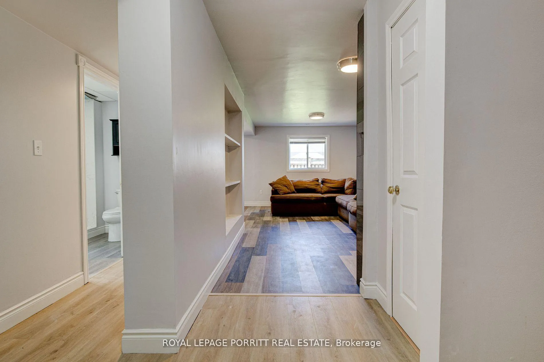 Photo 23 of 55 Windsor Drive, Brant, South Dumfries — HOMEH
