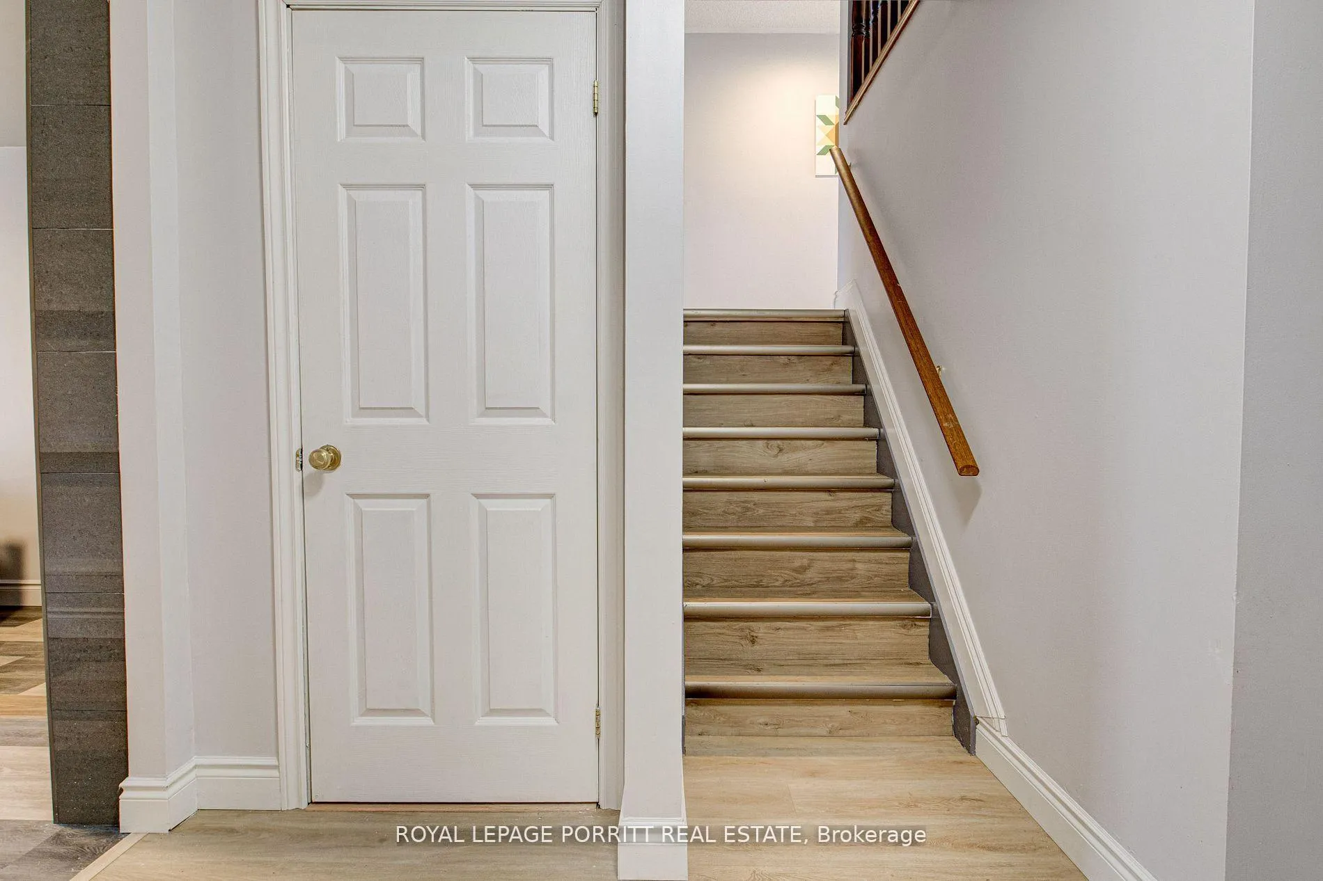 Photo 24 of 55 Windsor Drive, Brant, South Dumfries — HOMEH