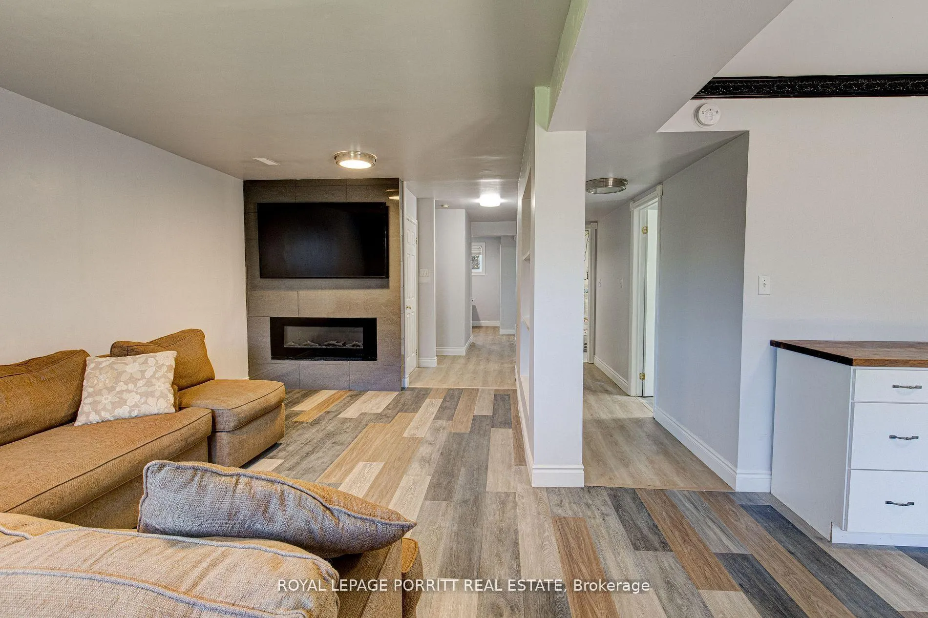 Photo 28 of 55 Windsor Drive, Brant, South Dumfries — HOMEH
