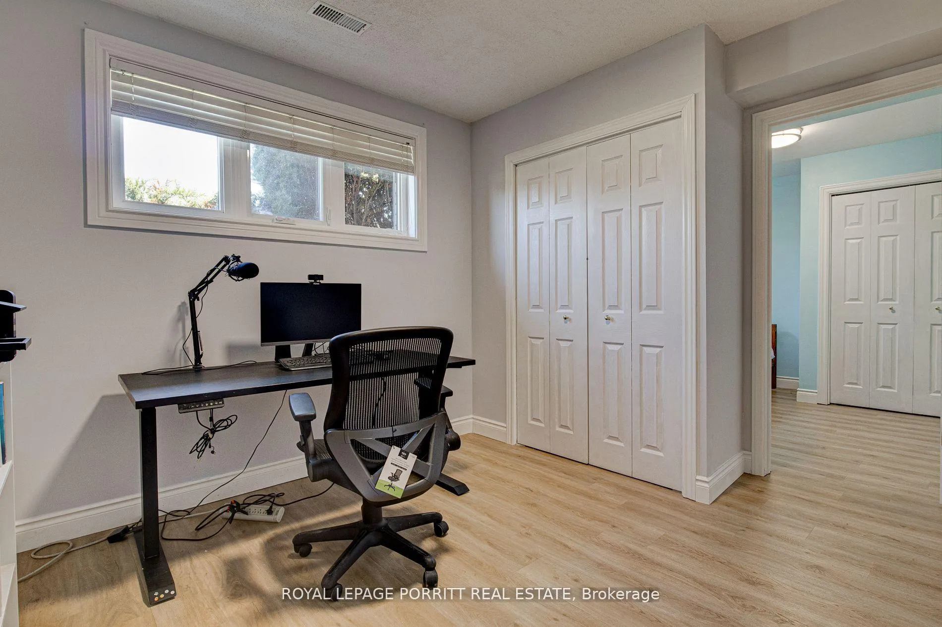 Photo 29 of 55 Windsor Drive, Brant, South Dumfries — HOMEH