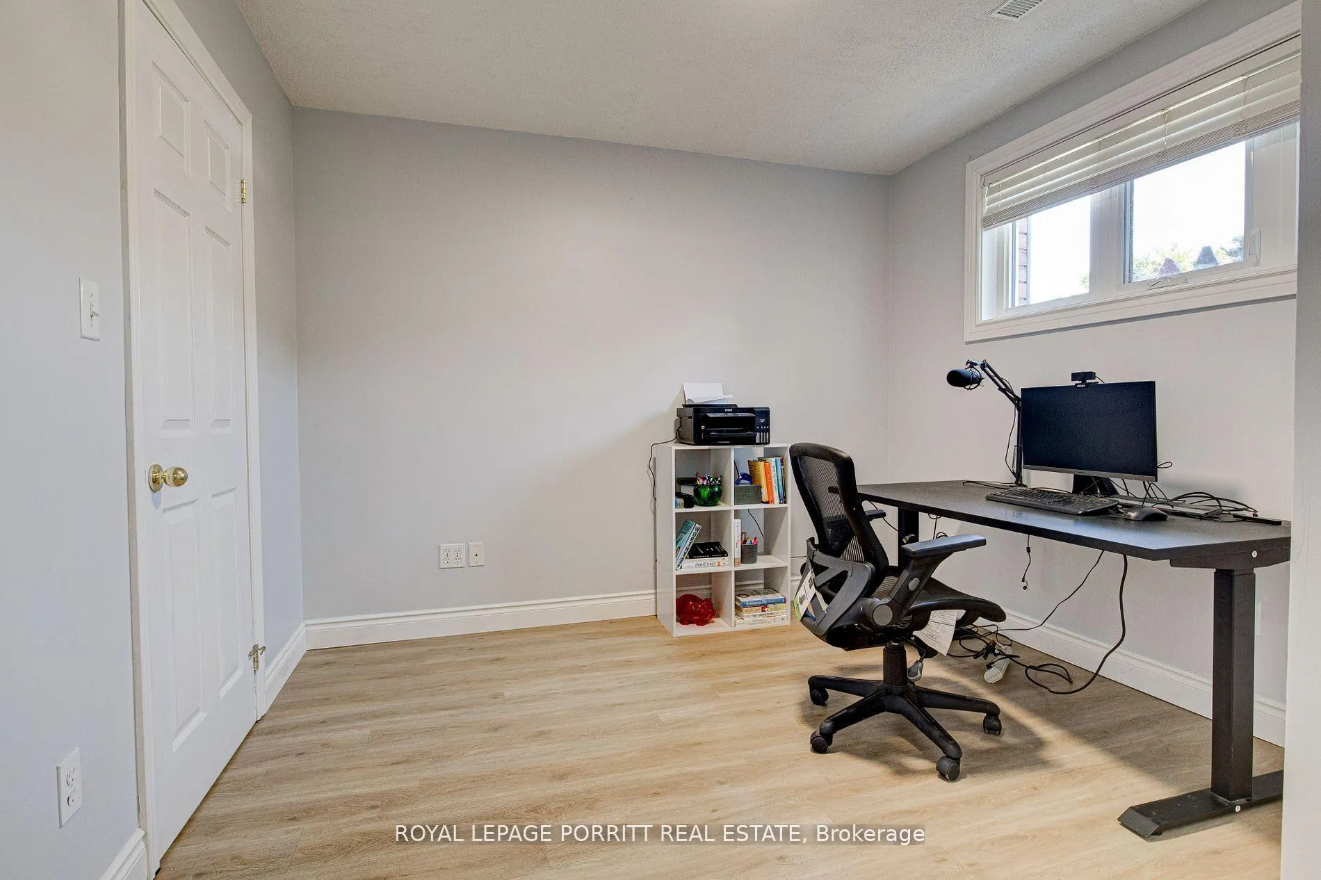 Photo 36 of 55 Windsor Drive, Brant, South Dumfries — HOMEH