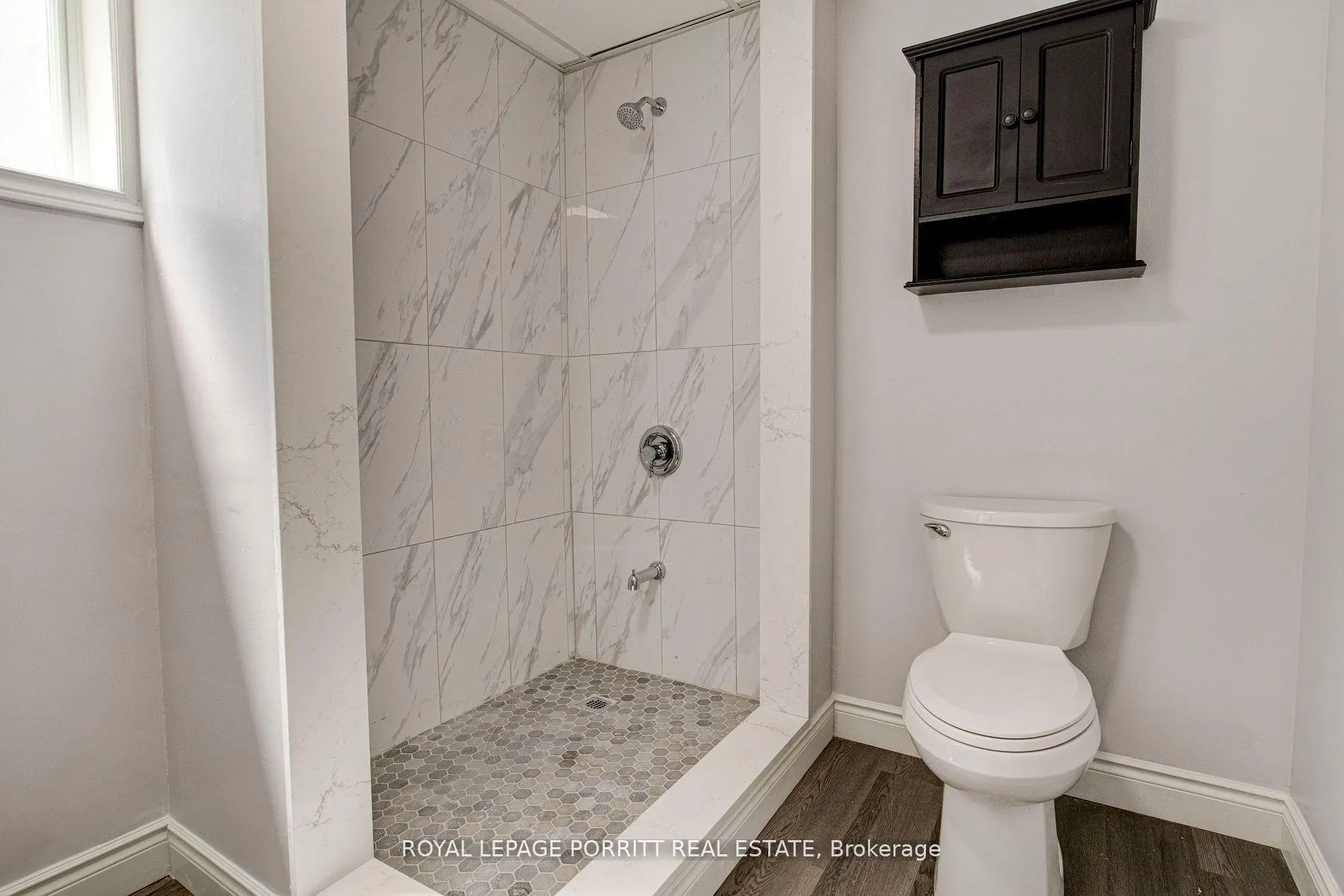 Photo 37 of 55 Windsor Drive, Brant, South Dumfries — HOMEH