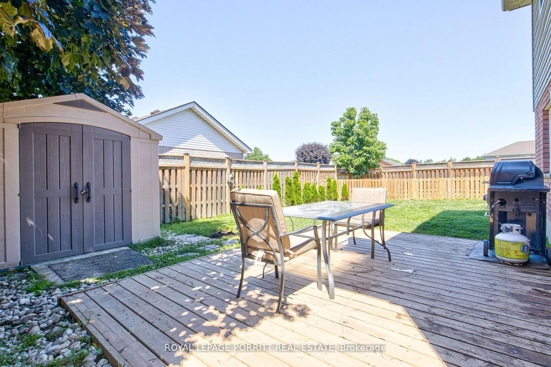 Photo 42 of 55 Windsor Drive, Brant, South Dumfries — HOMEH