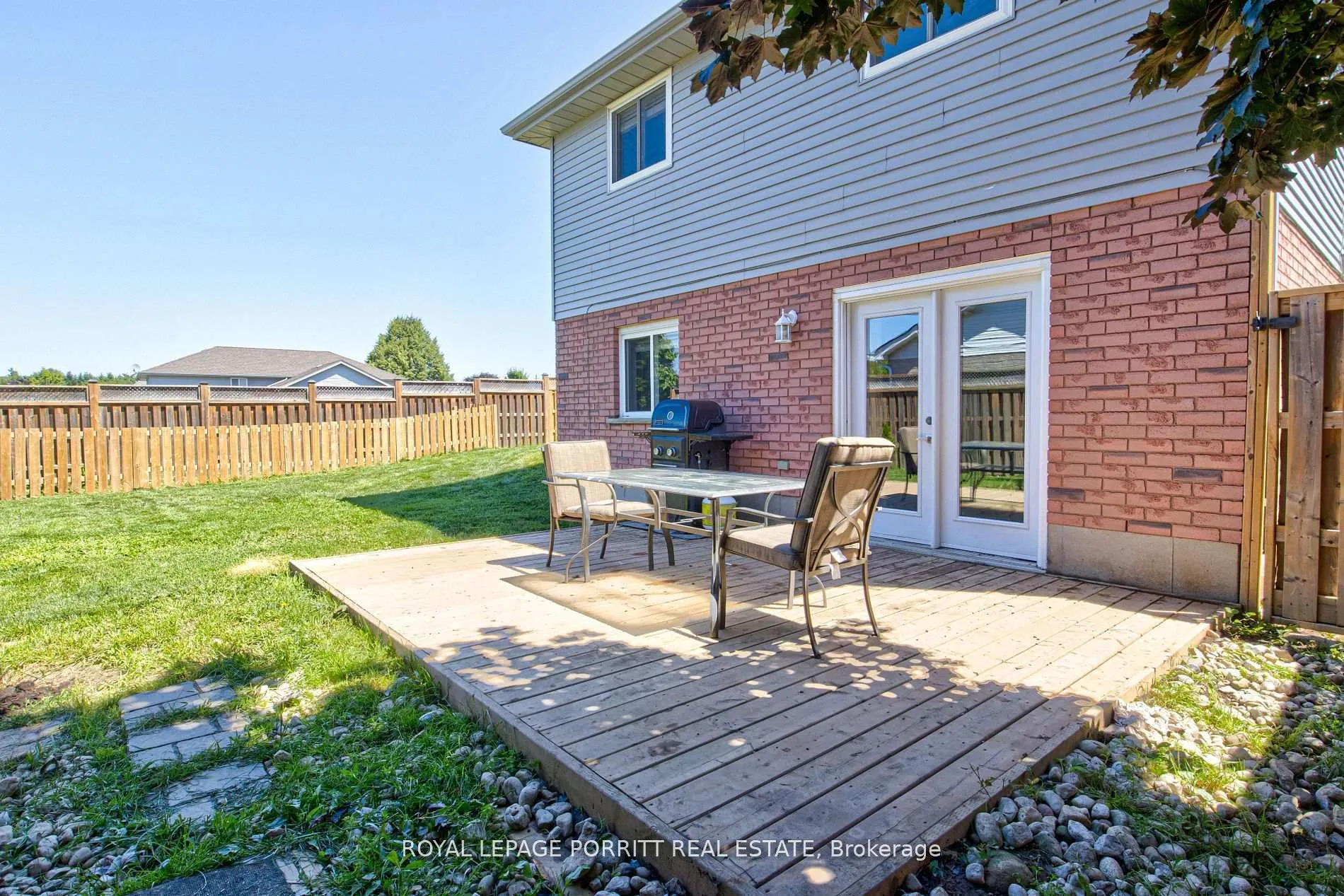 Photo 44 of 55 Windsor Drive, Brant, South Dumfries — HOMEH