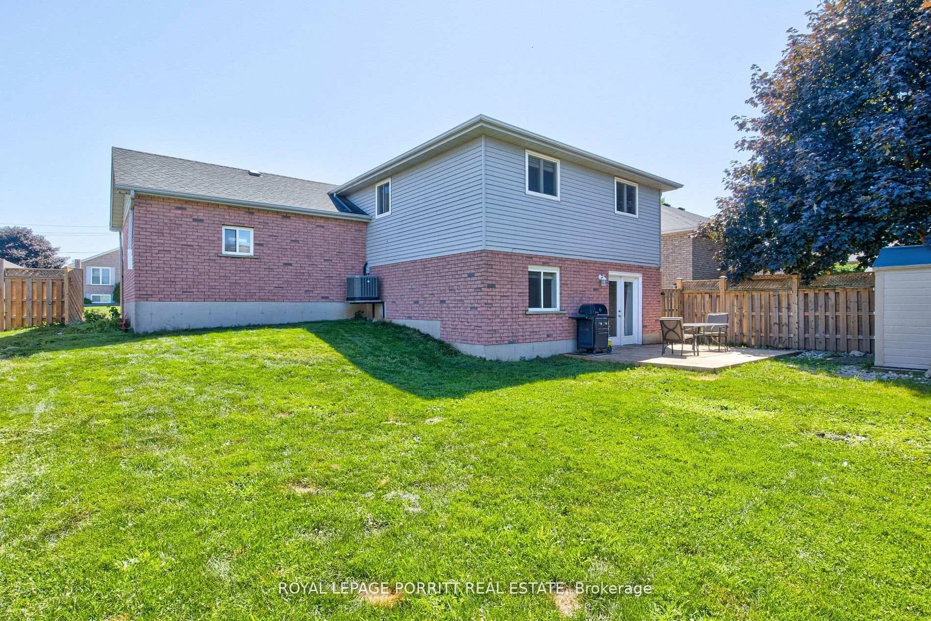 Photo 46 of 55 Windsor Drive, Brant, South Dumfries — HOMEH