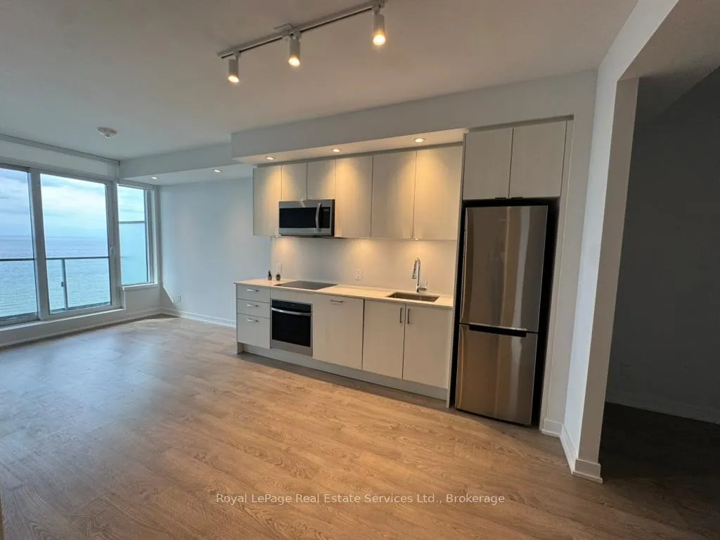 Front of Unit 2208, 1928 Lake Shore Boulevard W