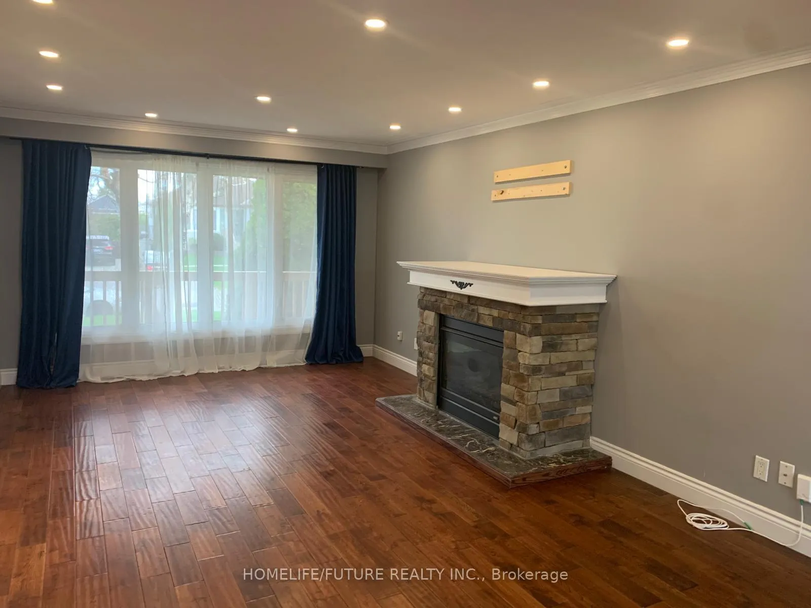 Photo 8 of 316 Walmer Road, Oshawa, McLaughlin — HOMEH