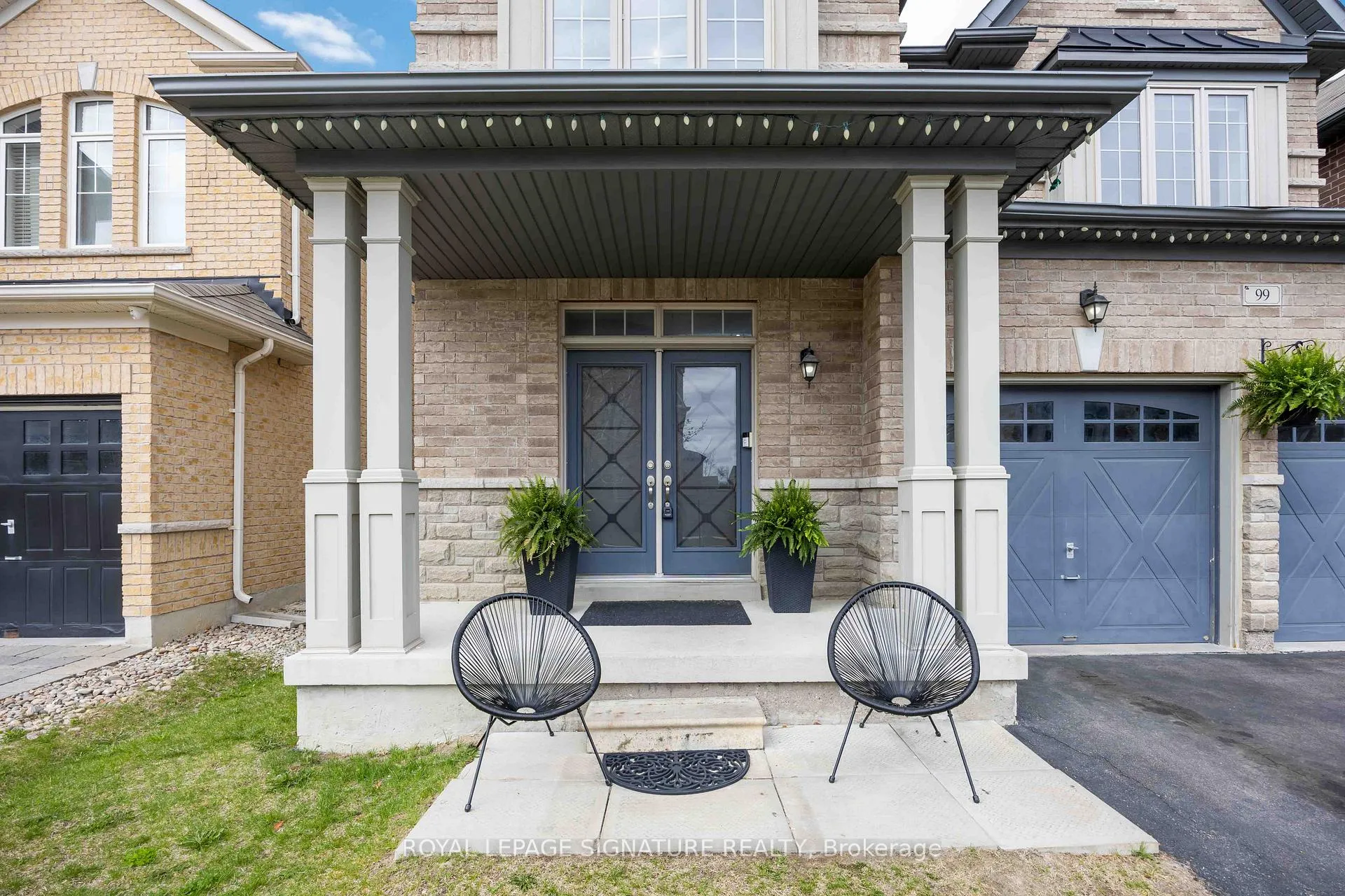 Photo 3 of 99 Card Lumber Crescent, Vaughan, Kleinburg — HOMEH