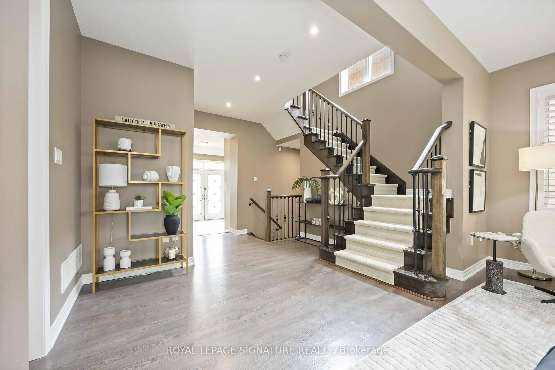 Photo 6 of 99 Card Lumber Crescent, Vaughan, Kleinburg — HOMEH