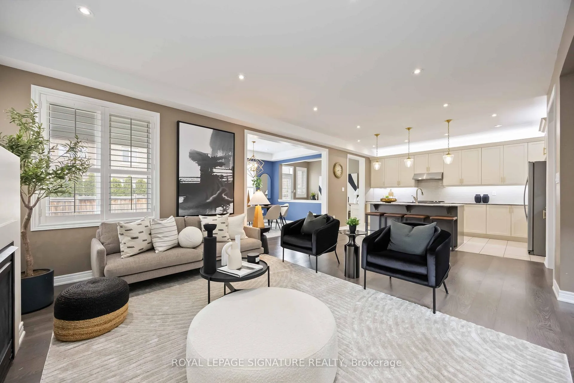 Photo 7 of 99 Card Lumber Crescent, Vaughan, Kleinburg — HOMEH