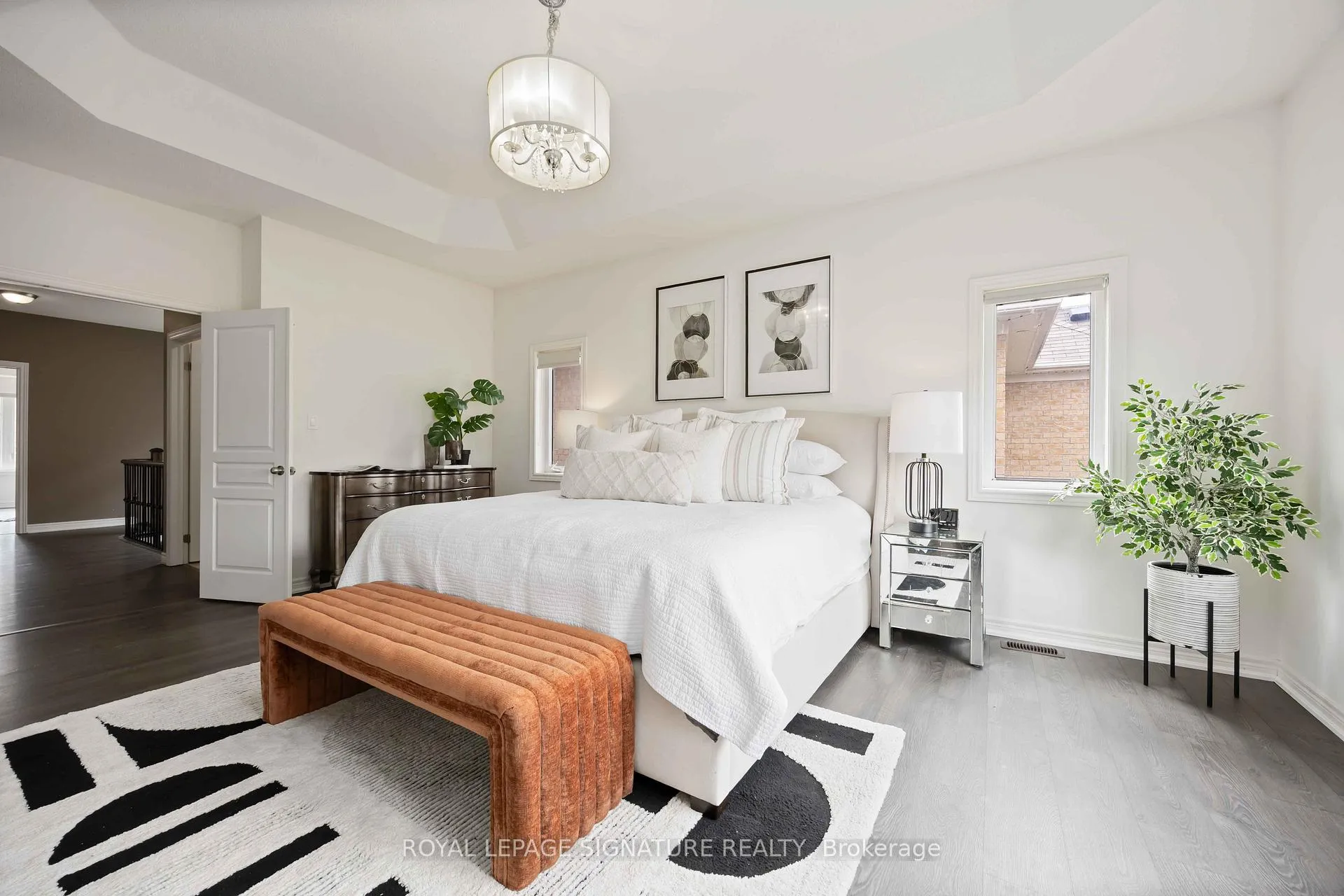 Photo 22 of 99 Card Lumber Crescent, Vaughan, Kleinburg — HOMEH