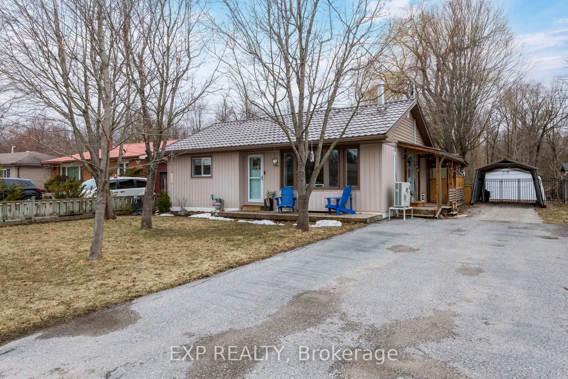 Photo 2 of 678 Rose Lane, Innisfil, Alcona — HOMEH
