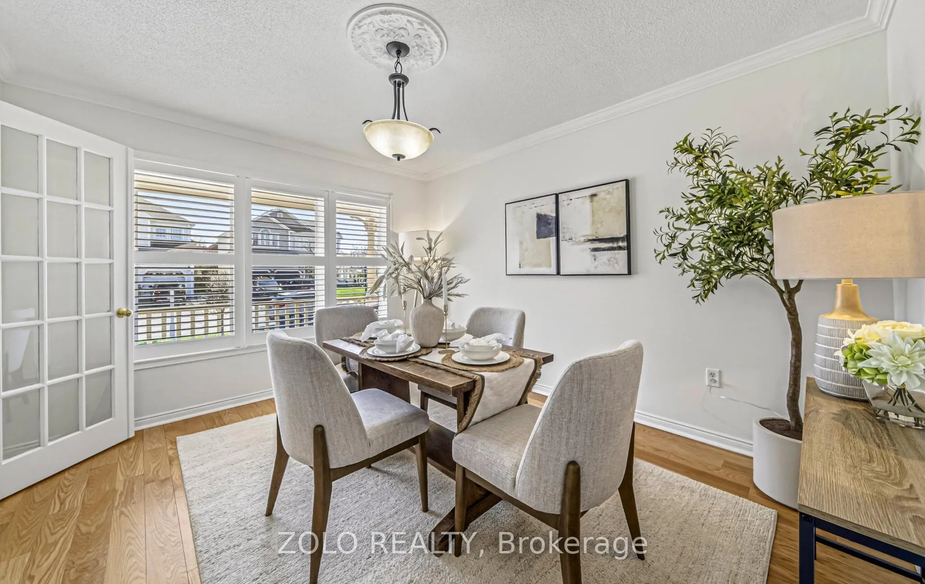 Photo 9 of 4 Sturgess Crescent, Whitby, Brooklin — HOMEH