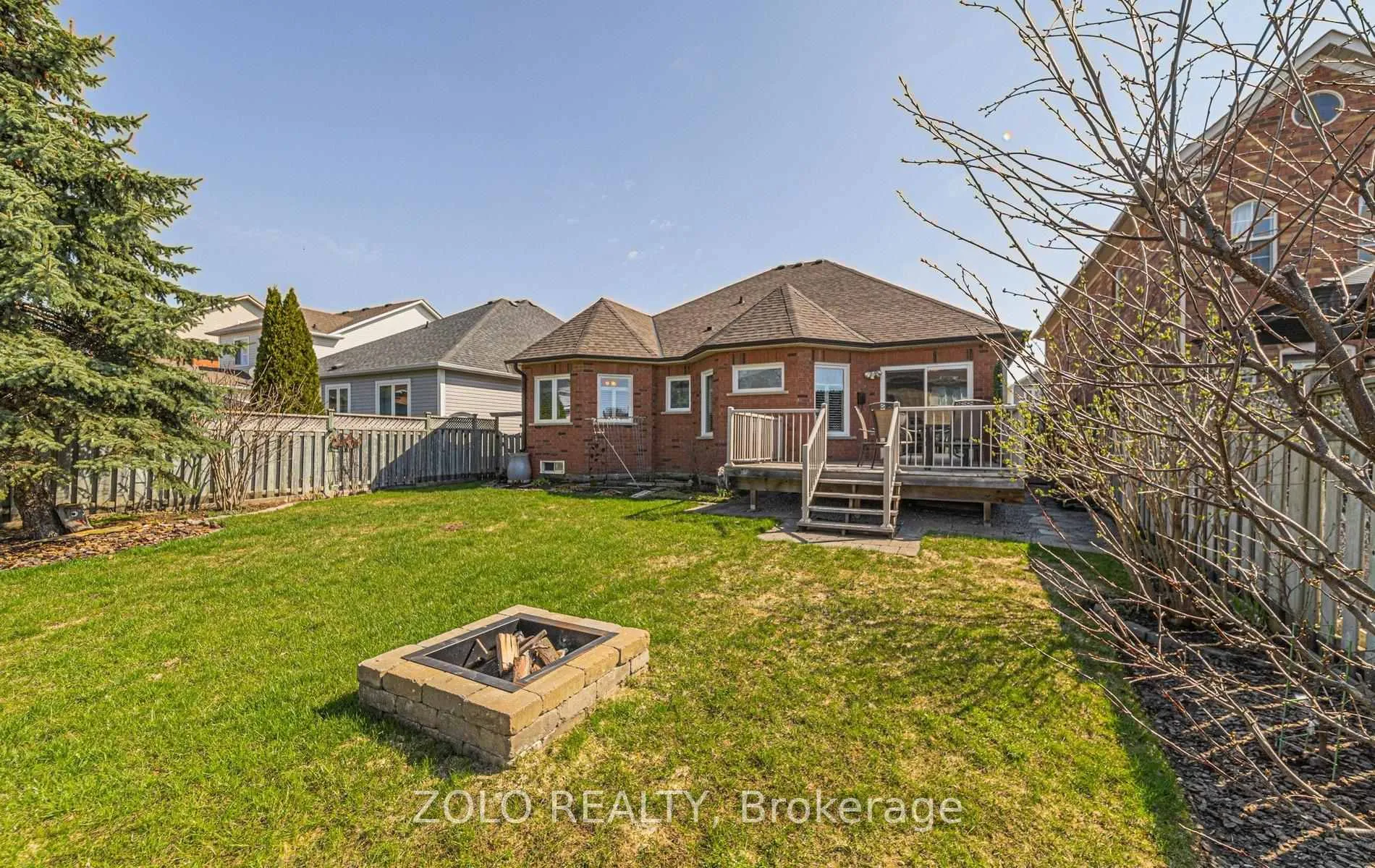Photo 35 of 4 Sturgess Crescent, Whitby, Brooklin — HOMEH