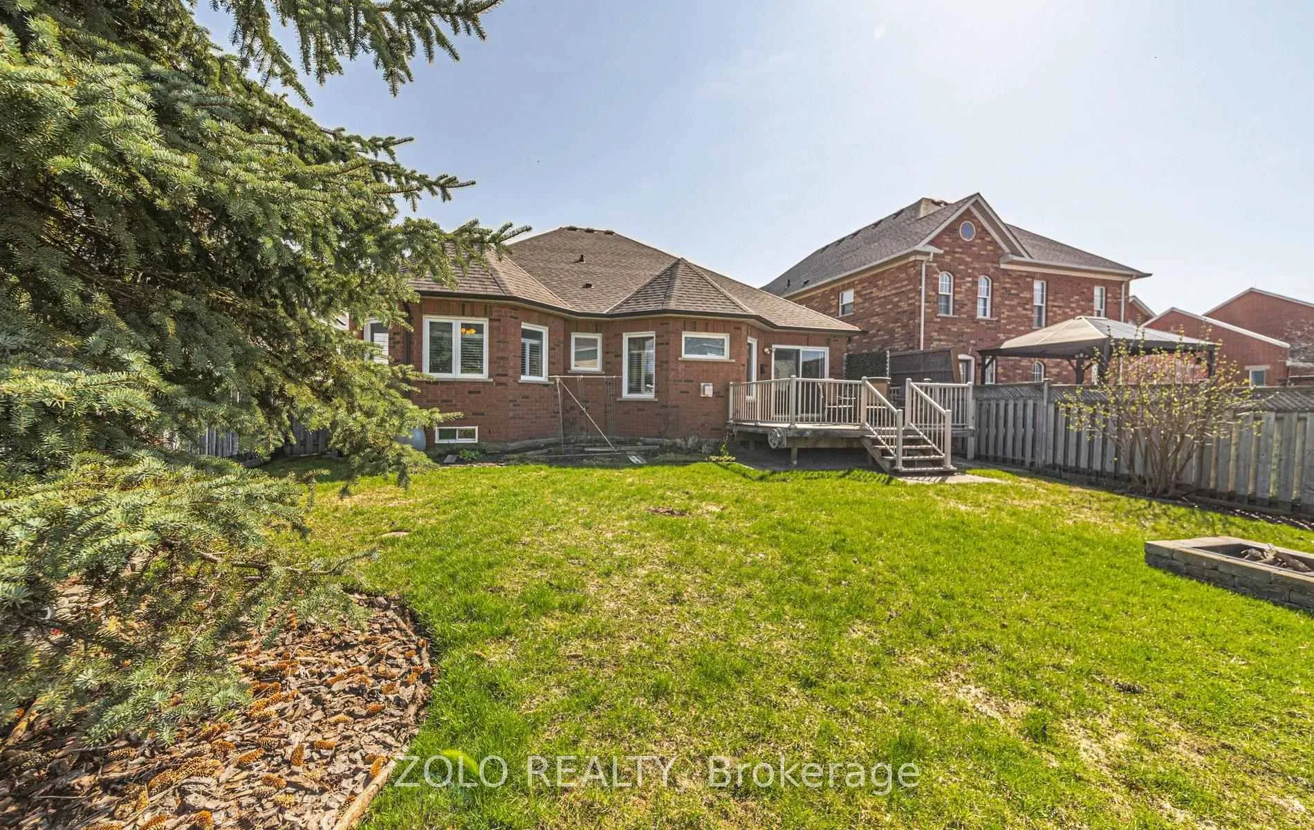 Photo 37 of 4 Sturgess Crescent, Whitby, Brooklin — HOMEH