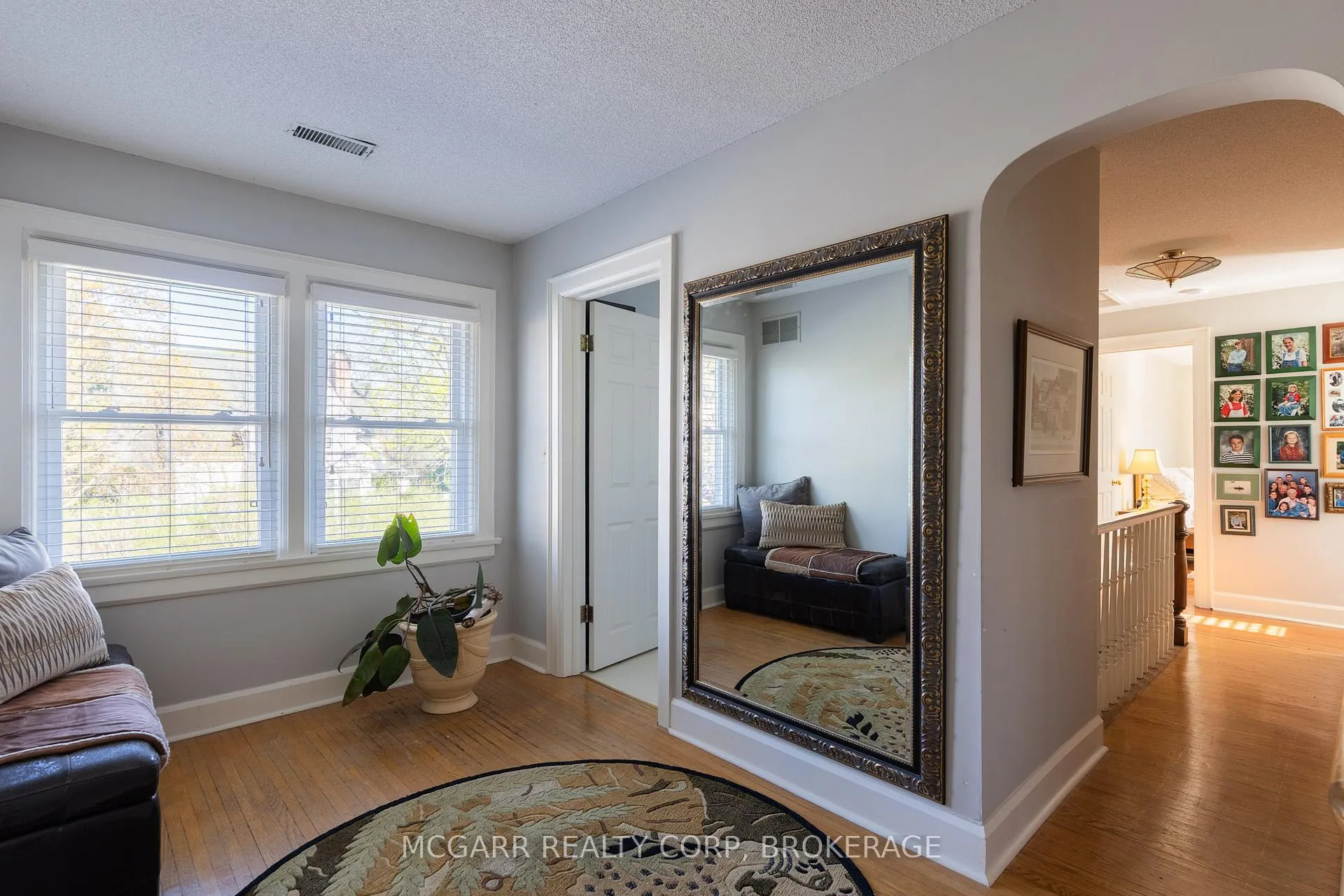 Photo 16 of 62 Hillcrest Avenue, St. Catharines, Old Glenridge — HOMEH