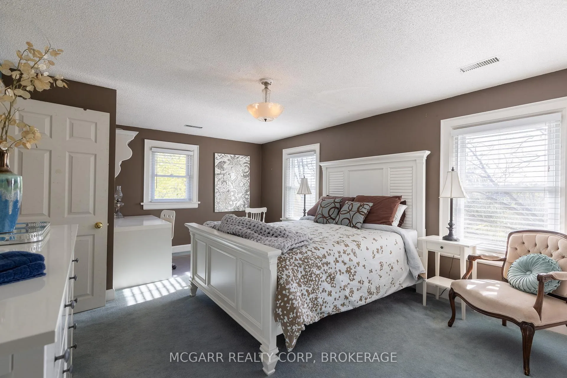 Photo 22 of 62 Hillcrest Avenue, St. Catharines, Old Glenridge — HOMEH