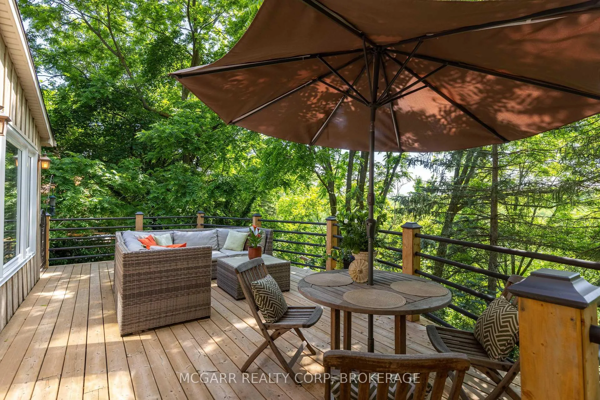Photo 33 of 62 Hillcrest Avenue, St. Catharines, Old Glenridge — HOMEH