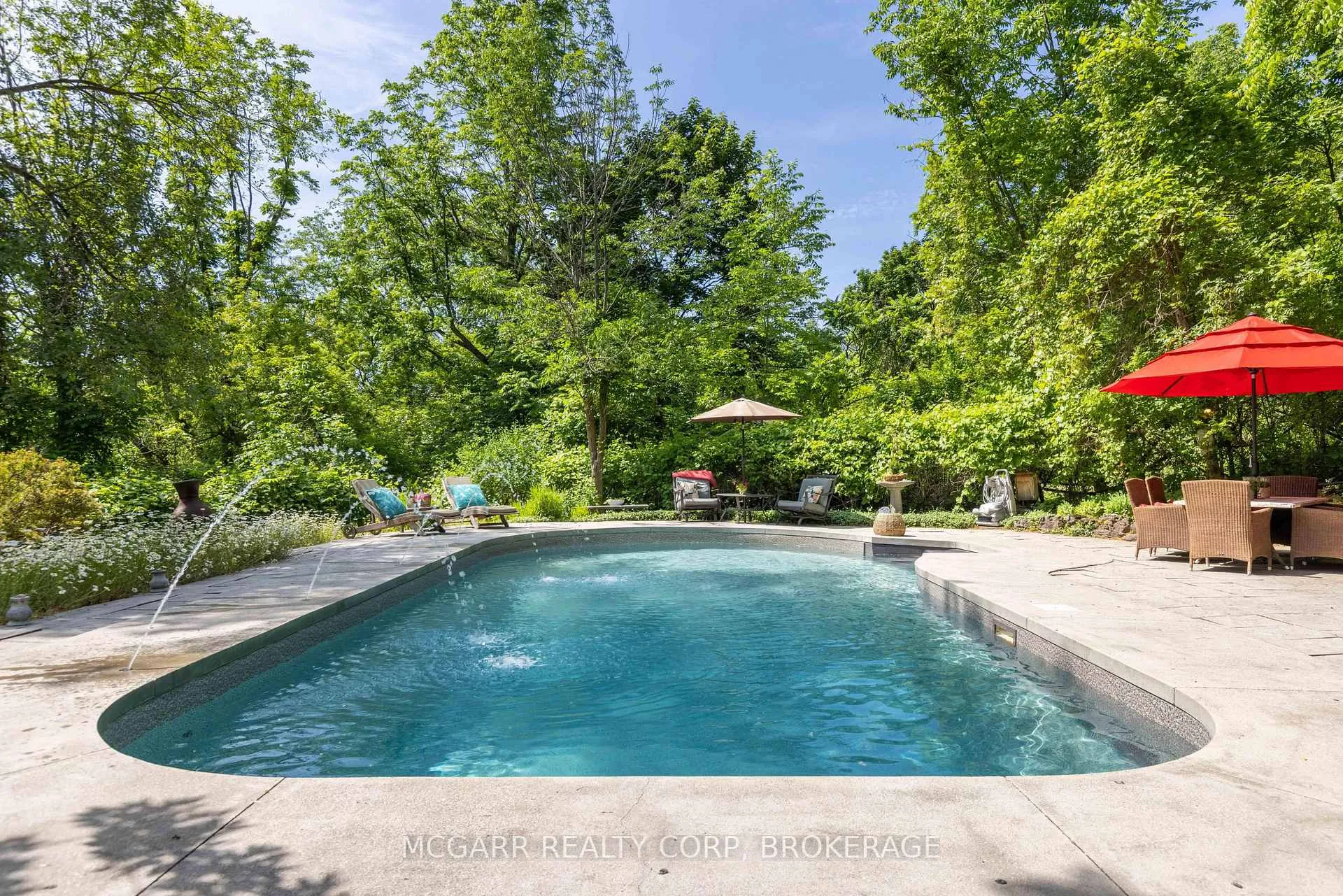 Photo 47 of 62 Hillcrest Avenue, St. Catharines, Old Glenridge — HOMEH