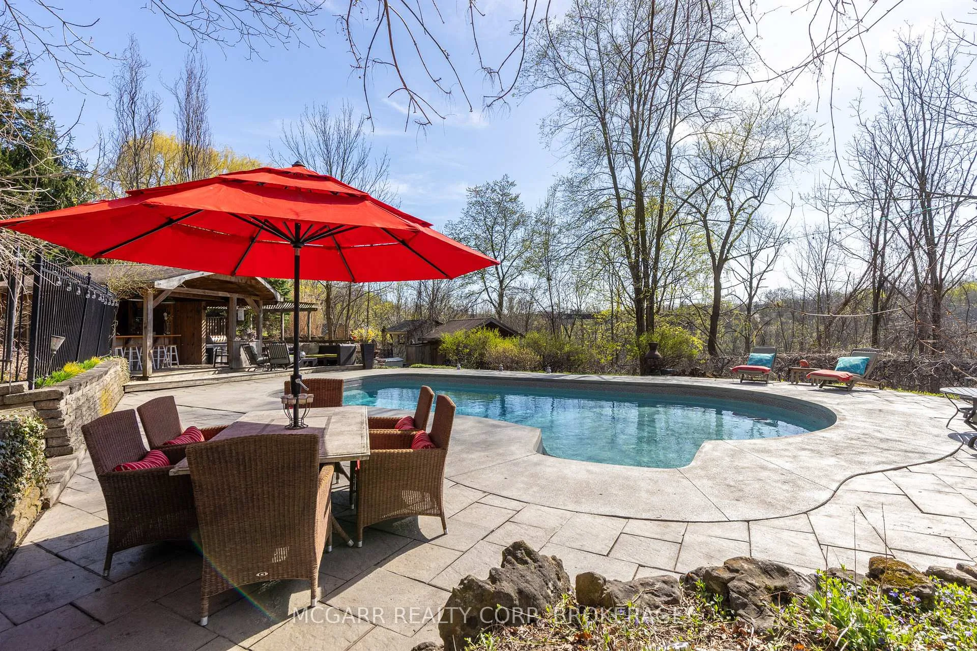 Photo 48 of 62 Hillcrest Avenue, St. Catharines, Old Glenridge — HOMEH