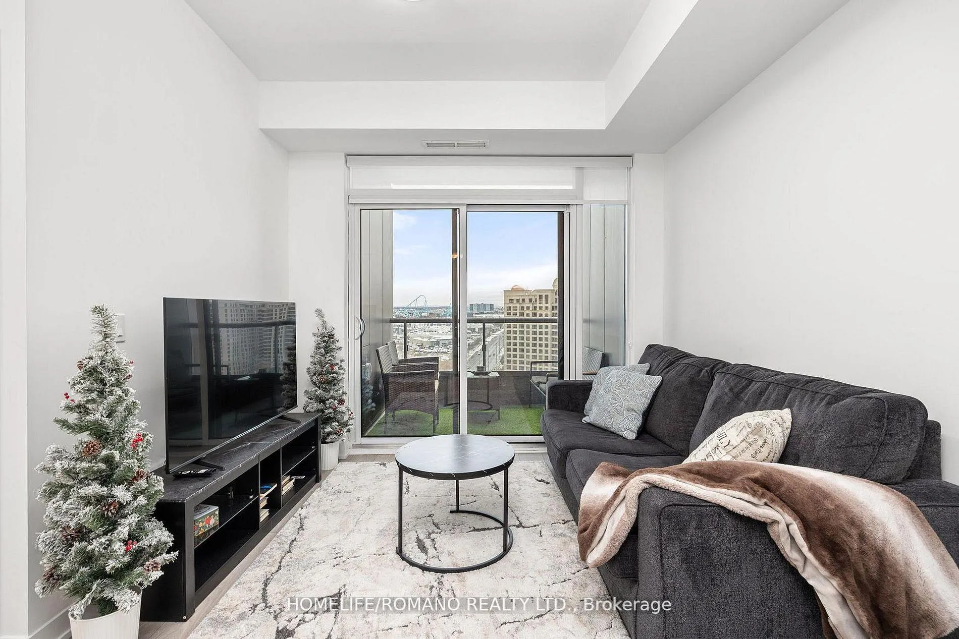 Photo 7 of Unit 1426, 498 Caldari Road, Vaughan, Concord — HOMEH