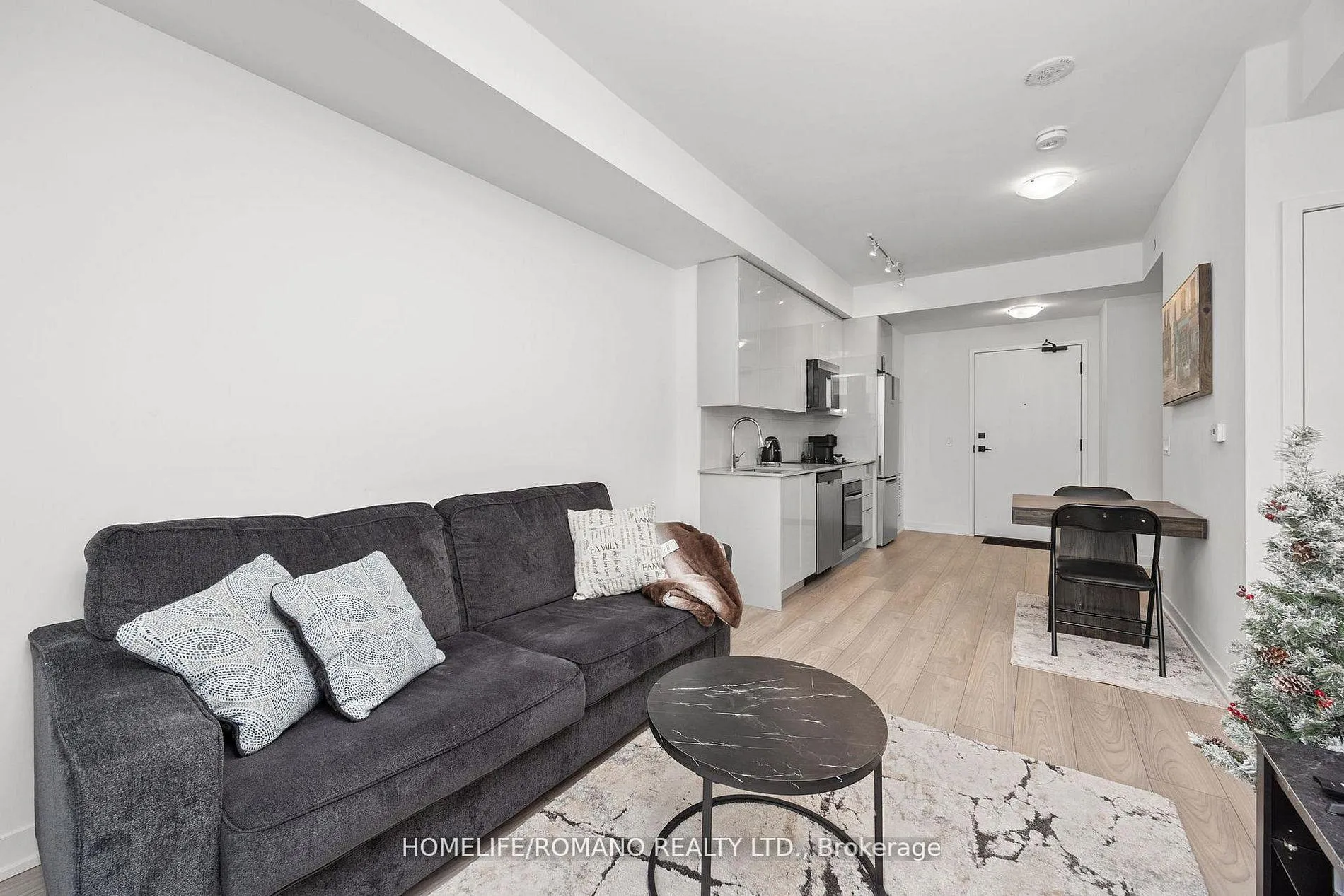Photo 10 of Unit 1426, 498 Caldari Road, Vaughan, Concord — HOMEH