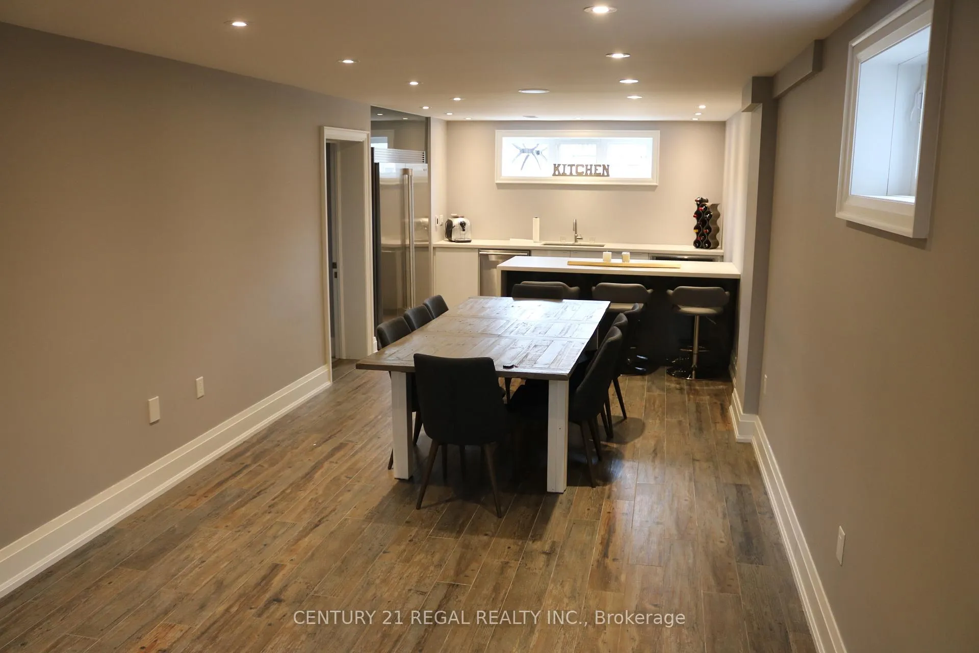 Photo 8 of 18 Rowse Crescent, Etobicoke, Kingsview Village-The Westway — HOMEH