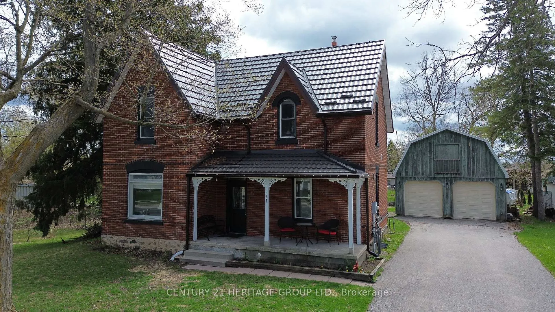 Photo 21 of 2107 Victoria Street, Innisfil, Stroud — HOMEH