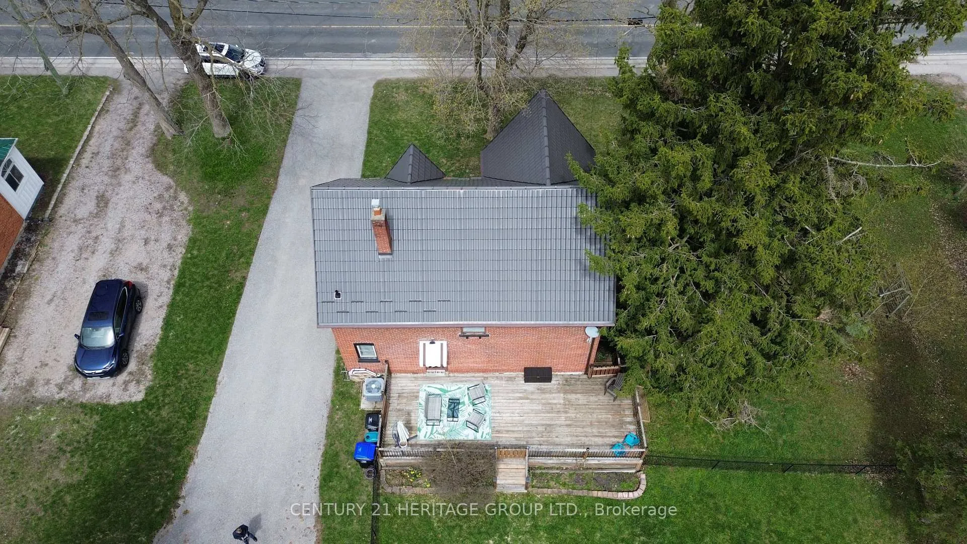 Photo 22 of 2107 Victoria Street, Innisfil, Stroud — HOMEH