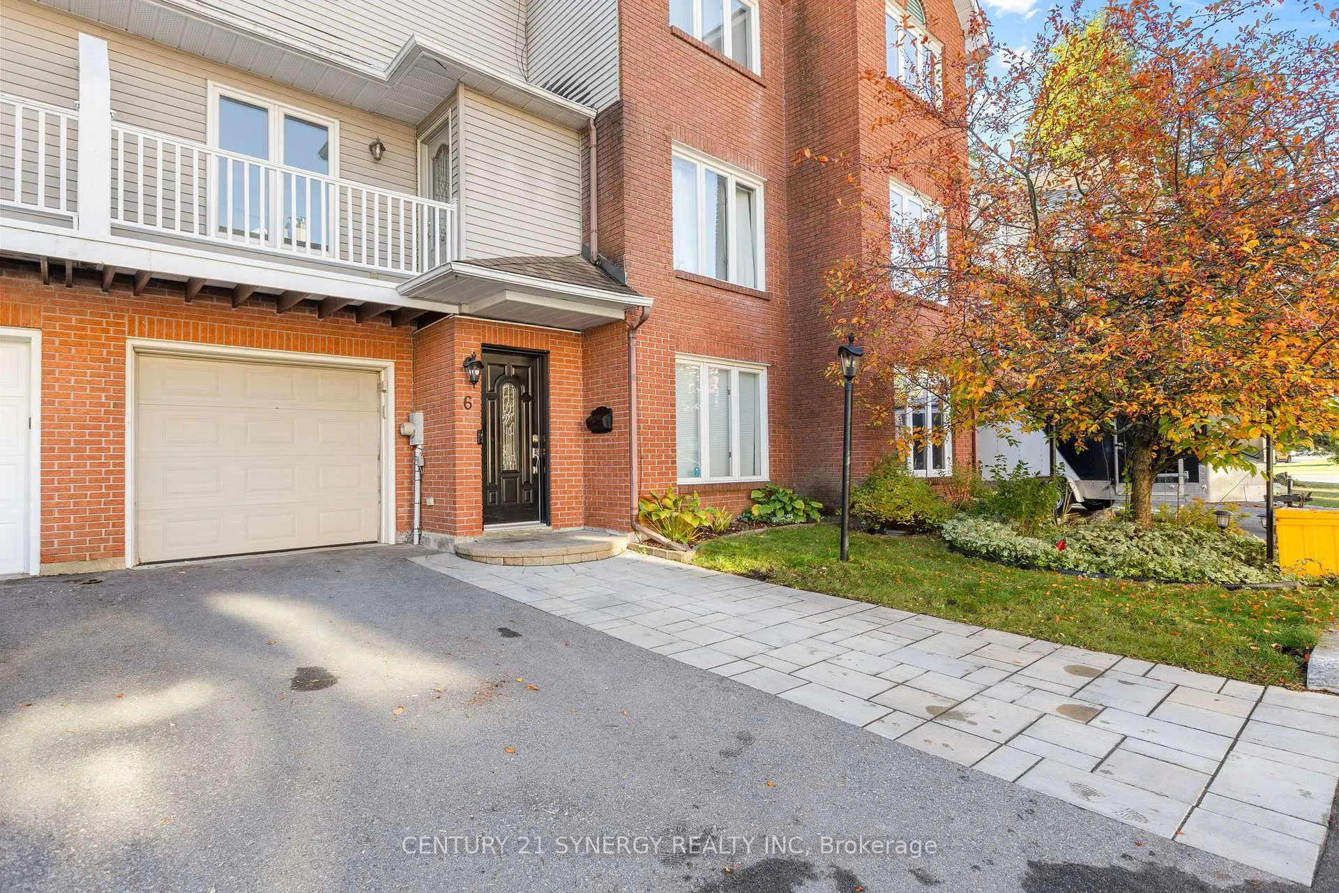 Photo 2 of 6 Berton Place, Ottawa, Kanata - Katimavik — HOMEH