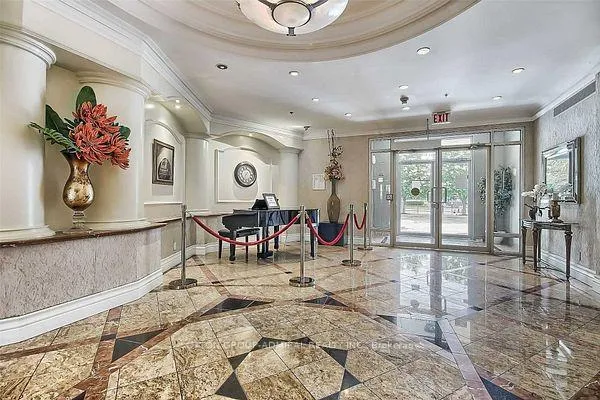 Photo 2 of Unit 404, 1 Cordoba Drive, Vaughan, Lakeview Estates — HOMEH