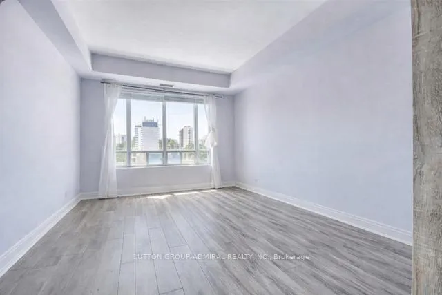 Photo 6 of Unit 404, 1 Cordoba Drive, Vaughan, Lakeview Estates — HOMEH