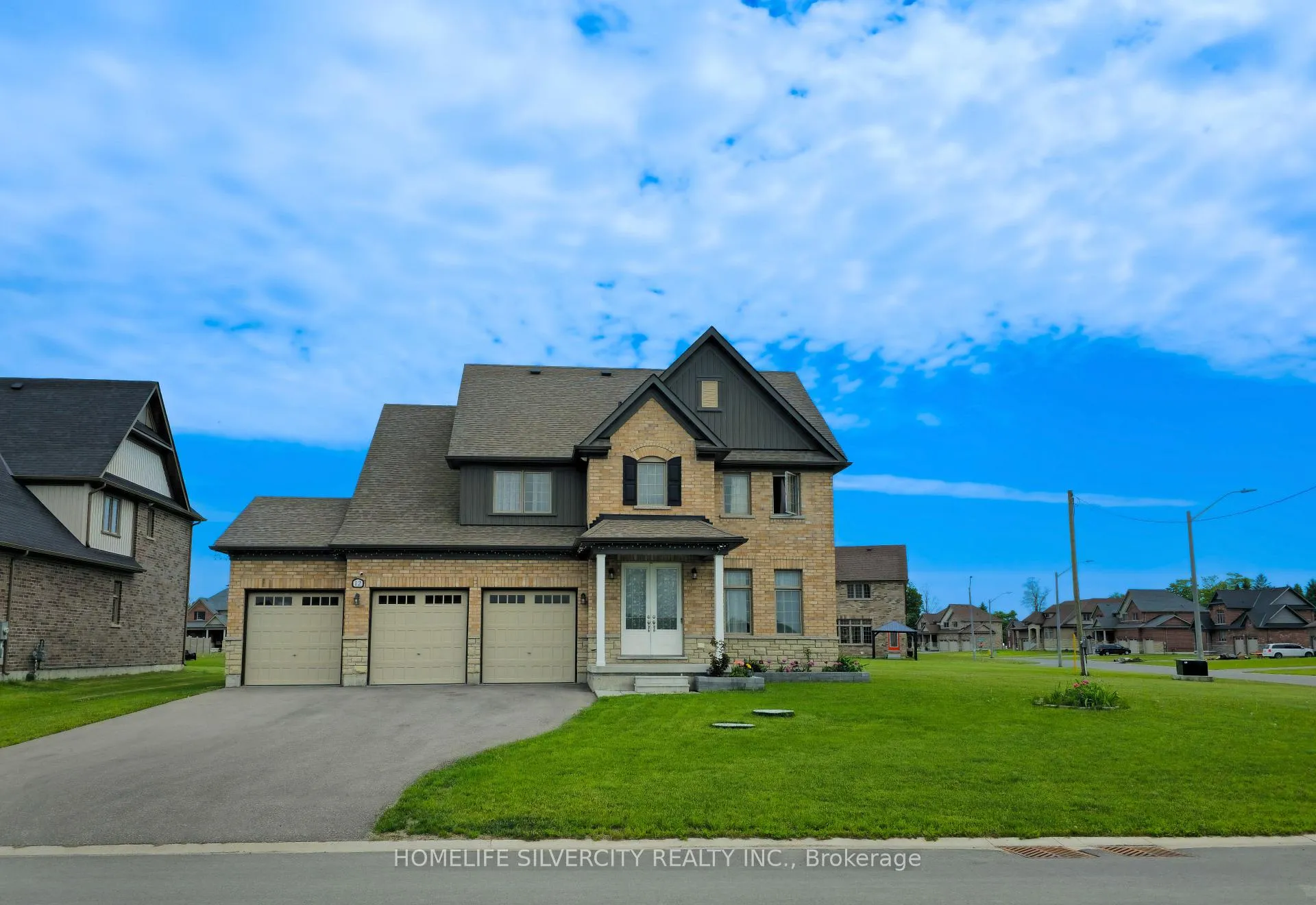 Photo 1 of 12 Summer Breeze Drive, Quinte West, Murray Ward — HOMEH