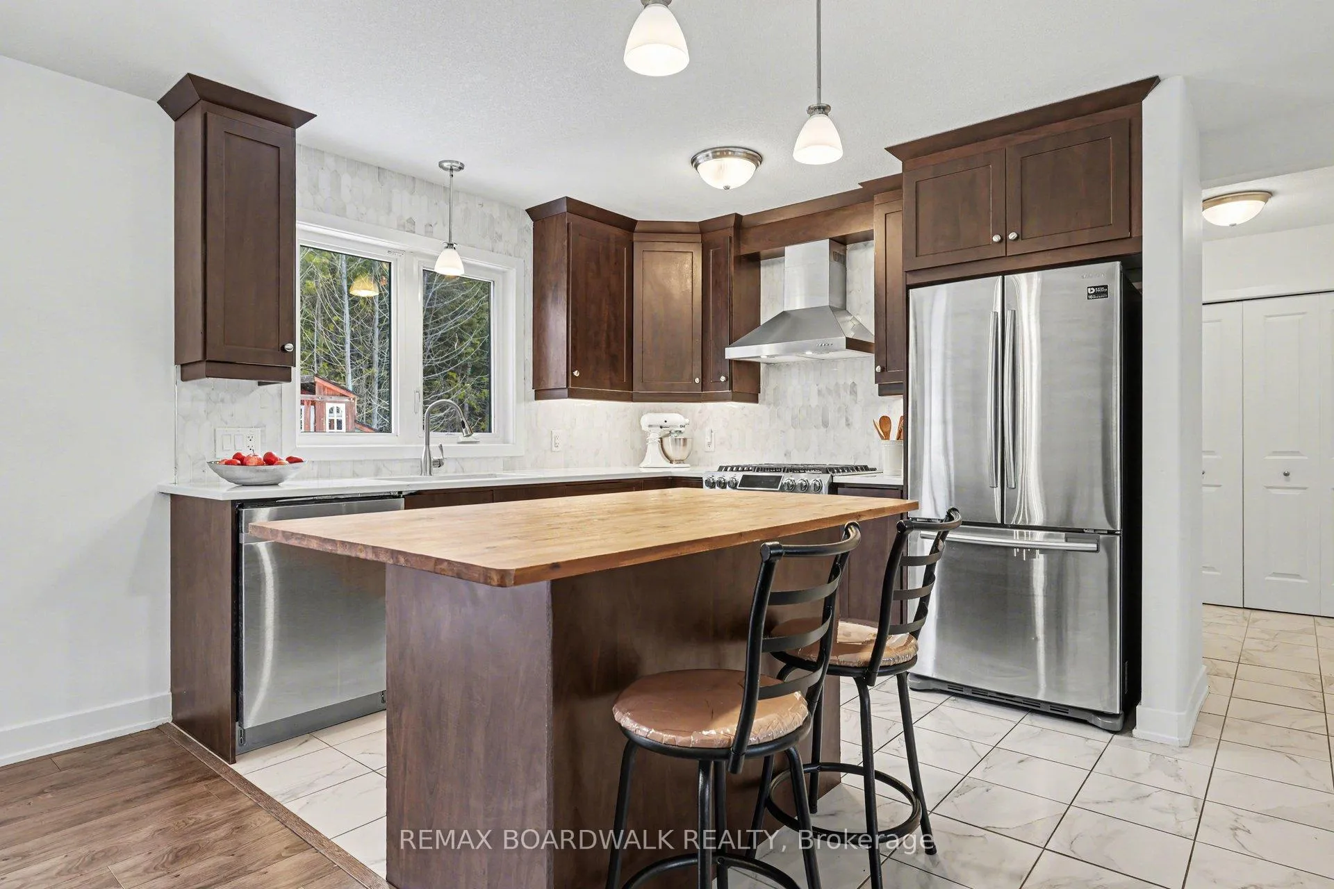 Photo 7 of 264 Ejs Lane, Beckwith, Beckwith Twp — HOMEH