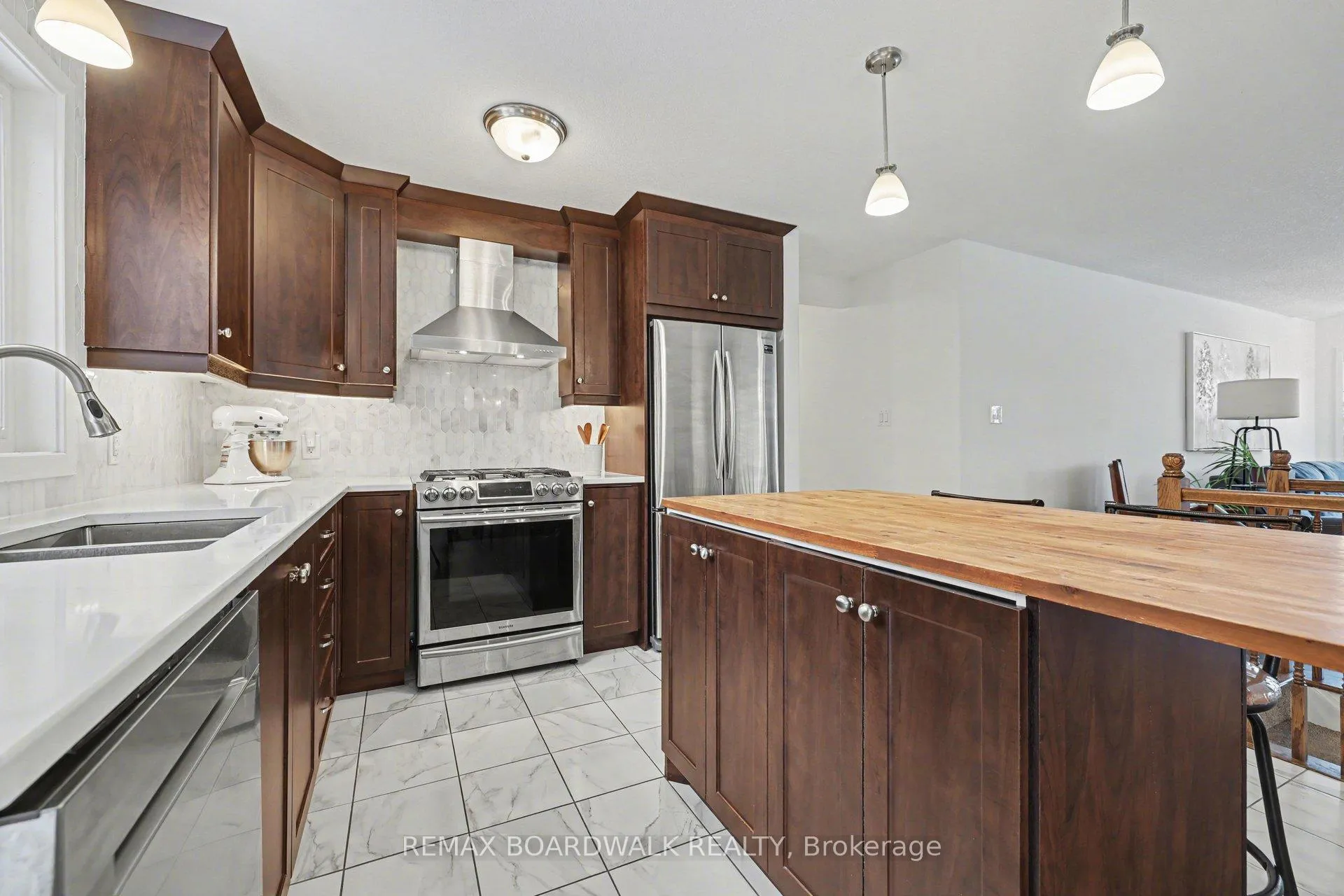 Photo 8 of 264 Ejs Lane, Beckwith, Beckwith Twp — HOMEH
