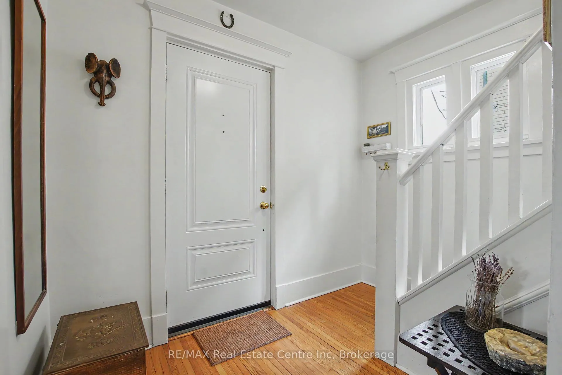 Photo 5 of 297 Waterloo Avenue, Guelph, Junction/Onward Willow — HOMEH