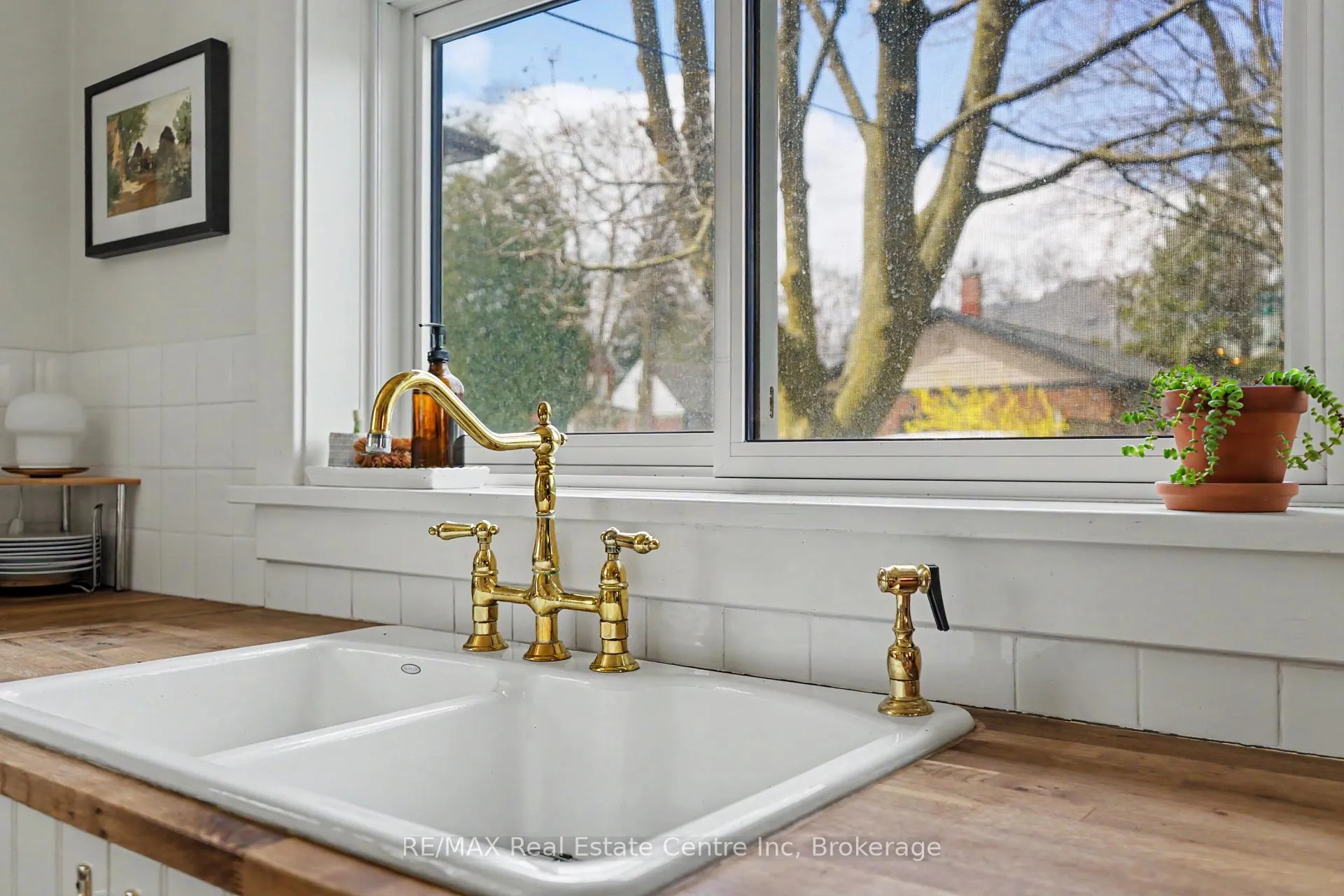 Photo 14 of 297 Waterloo Avenue, Guelph, Junction/Onward Willow — HOMEH