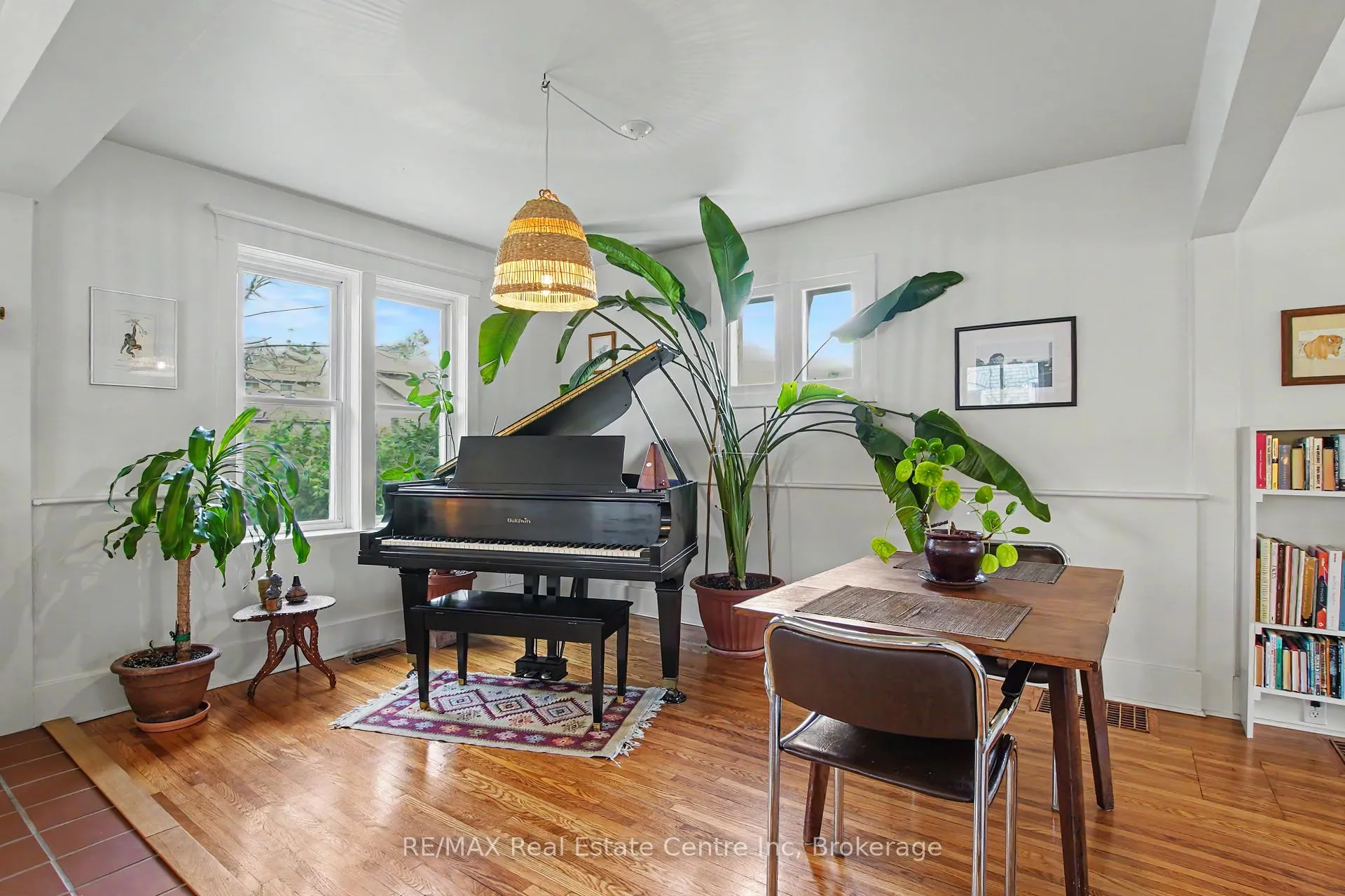 Photo 17 of 297 Waterloo Avenue, Guelph, Junction/Onward Willow — HOMEH