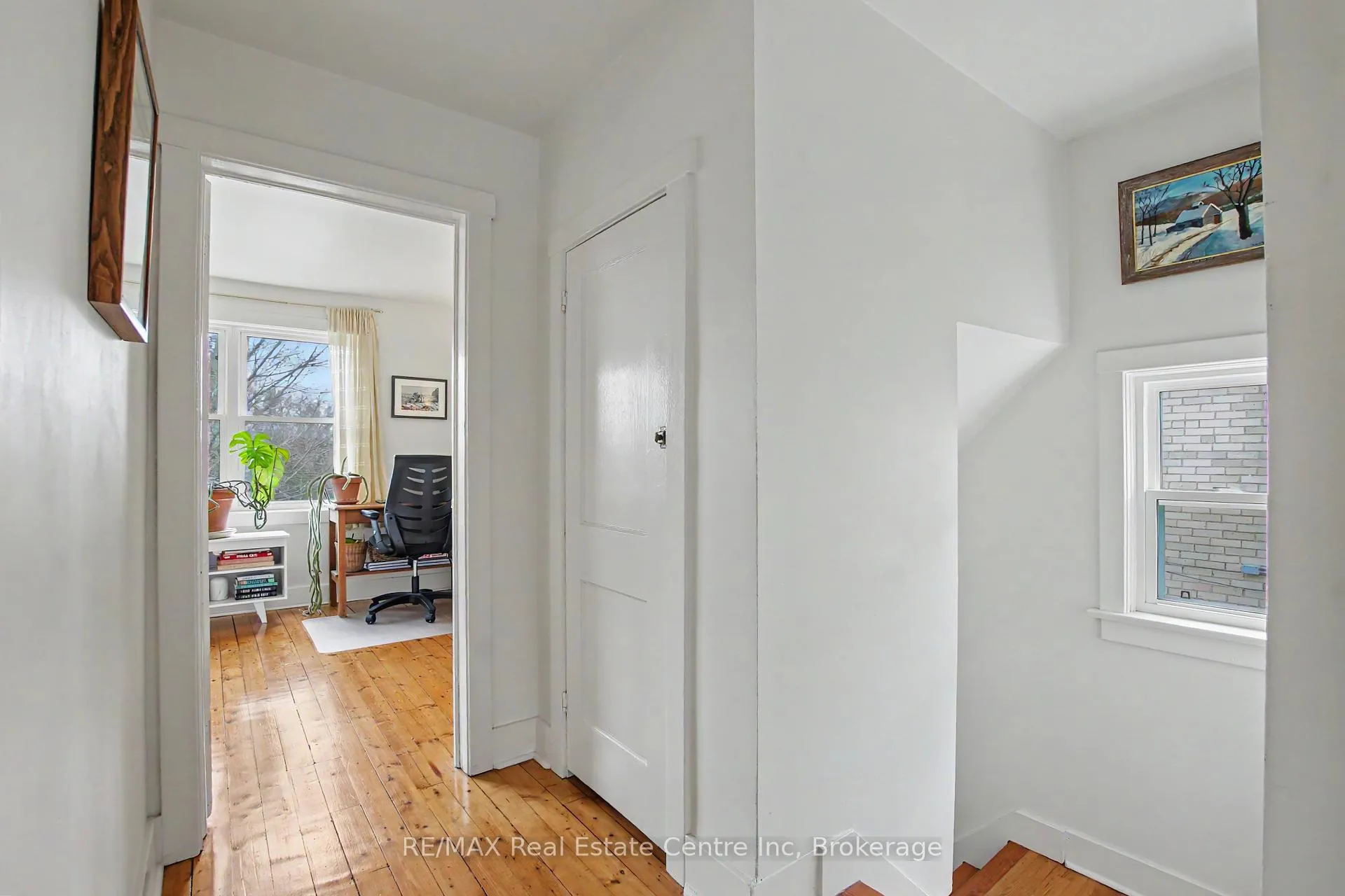 Photo 20 of 297 Waterloo Avenue, Guelph, Junction/Onward Willow — HOMEH