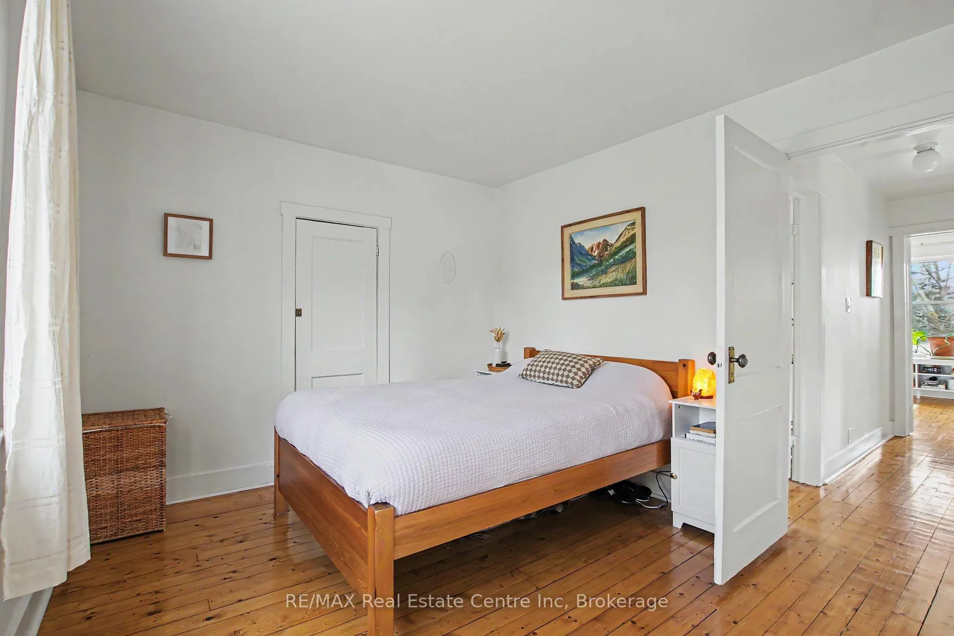 Photo 21 of 297 Waterloo Avenue, Guelph, Junction/Onward Willow — HOMEH