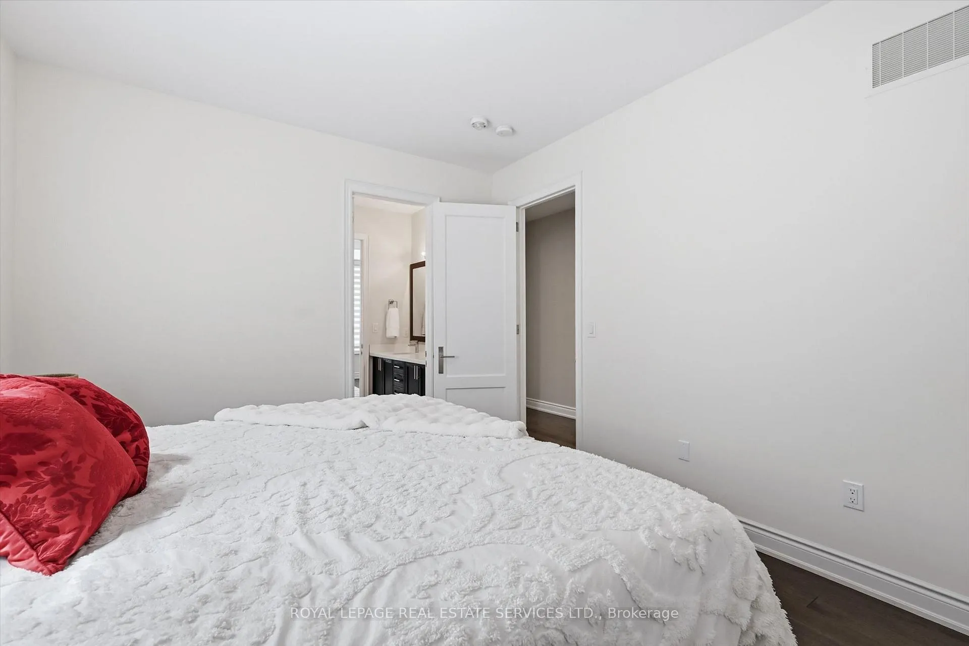 Photo 36 of 3171 Daniel Way, Oakville, Glenorchy — HOMEH