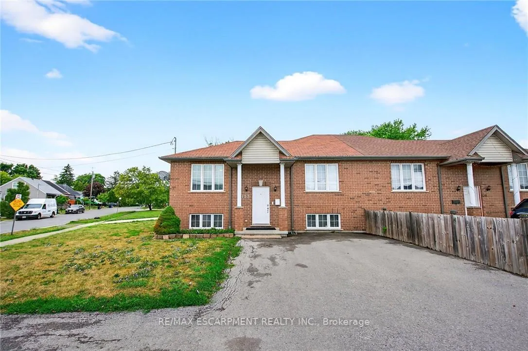 Photo 1 of 133 Grantham Avenue, St. Catharines, E. Chester — HOMEH