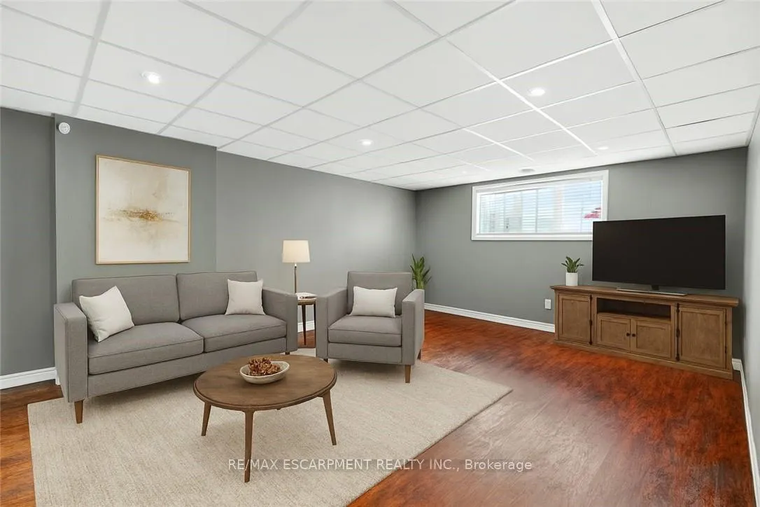 Photo 28 of 133 Grantham Avenue, St. Catharines, E. Chester — HOMEH