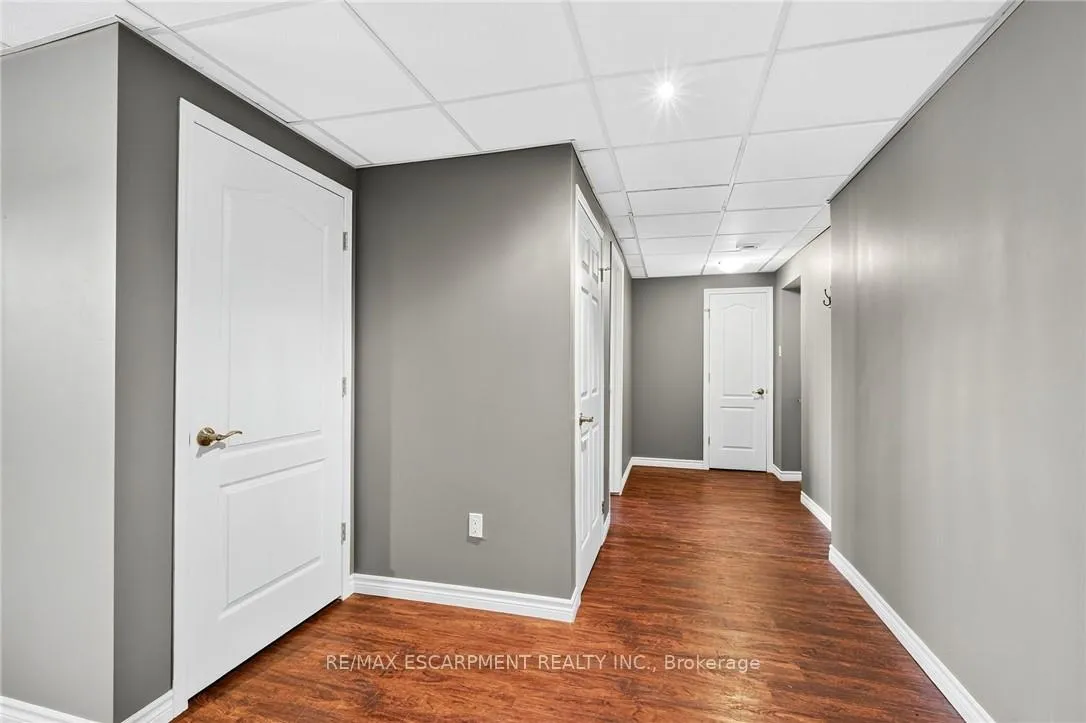 Photo 33 of 133 Grantham Avenue, St. Catharines, E. Chester — HOMEH