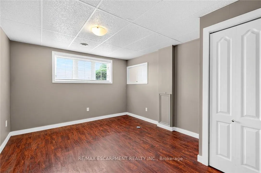 Photo 34 of 133 Grantham Avenue, St. Catharines, E. Chester — HOMEH