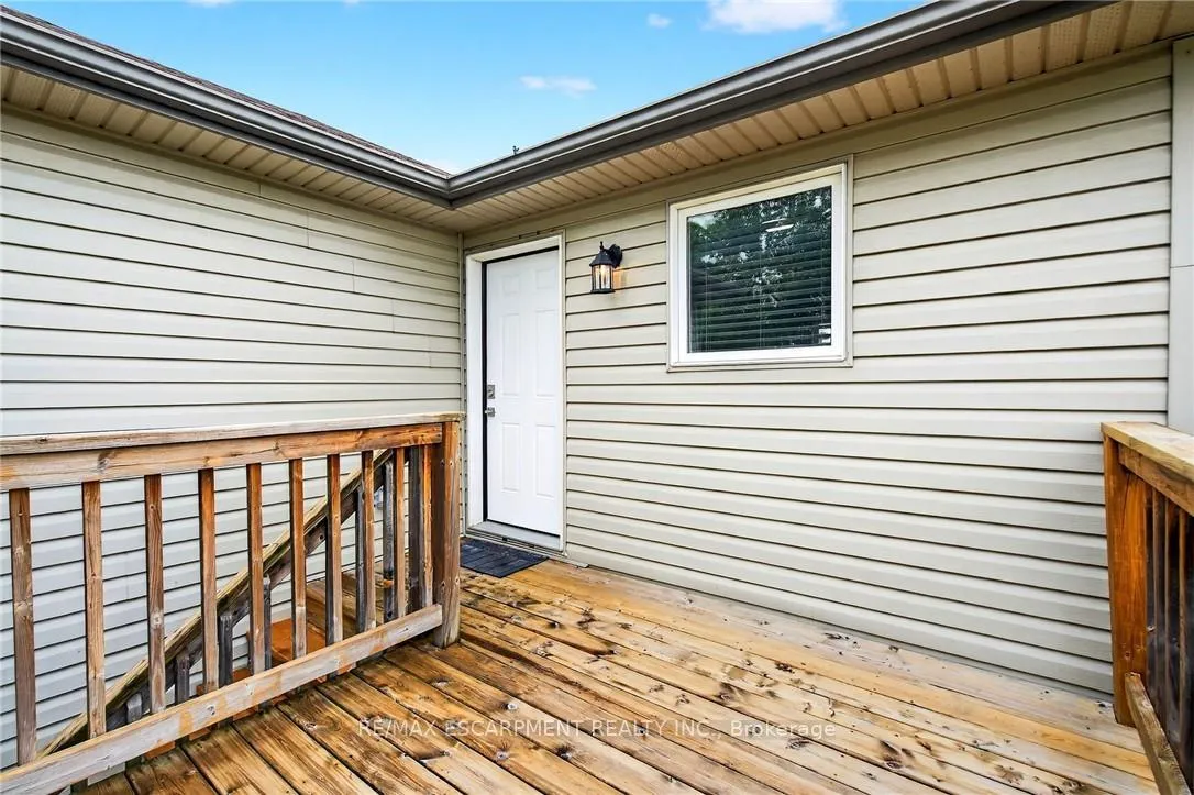 Photo 42 of 133 Grantham Avenue, St. Catharines, E. Chester — HOMEH