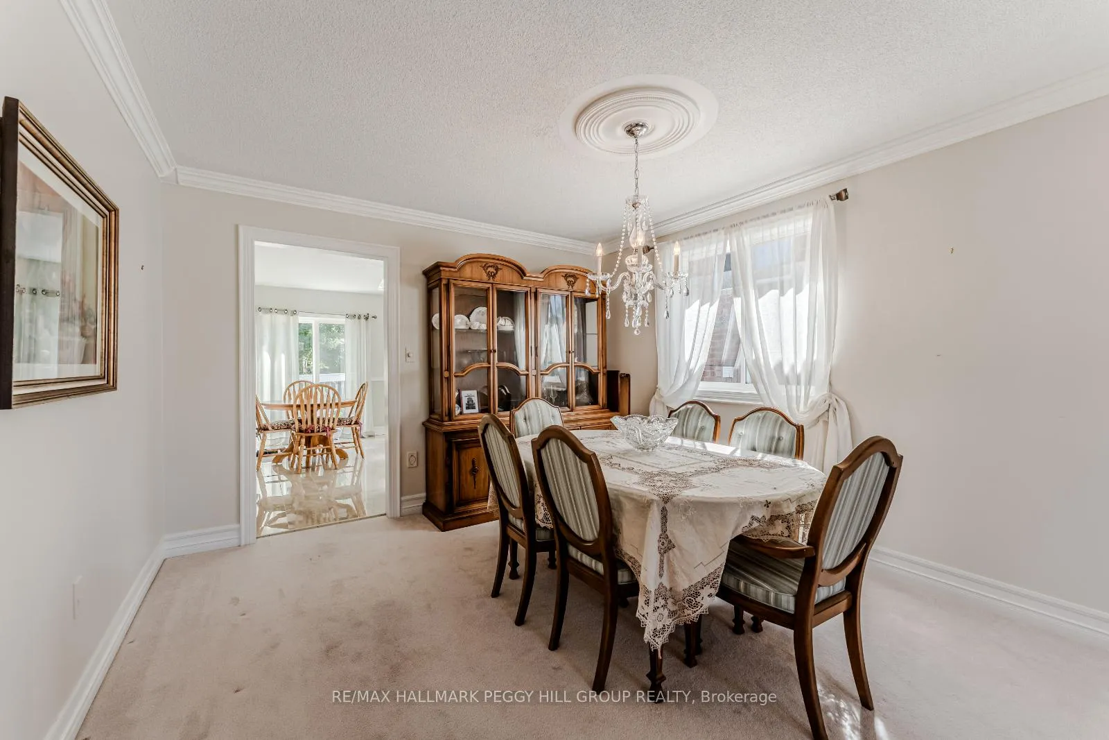 Photo 3 of 72 Stanley Street, Barrie, East Bayfield — HOMEH