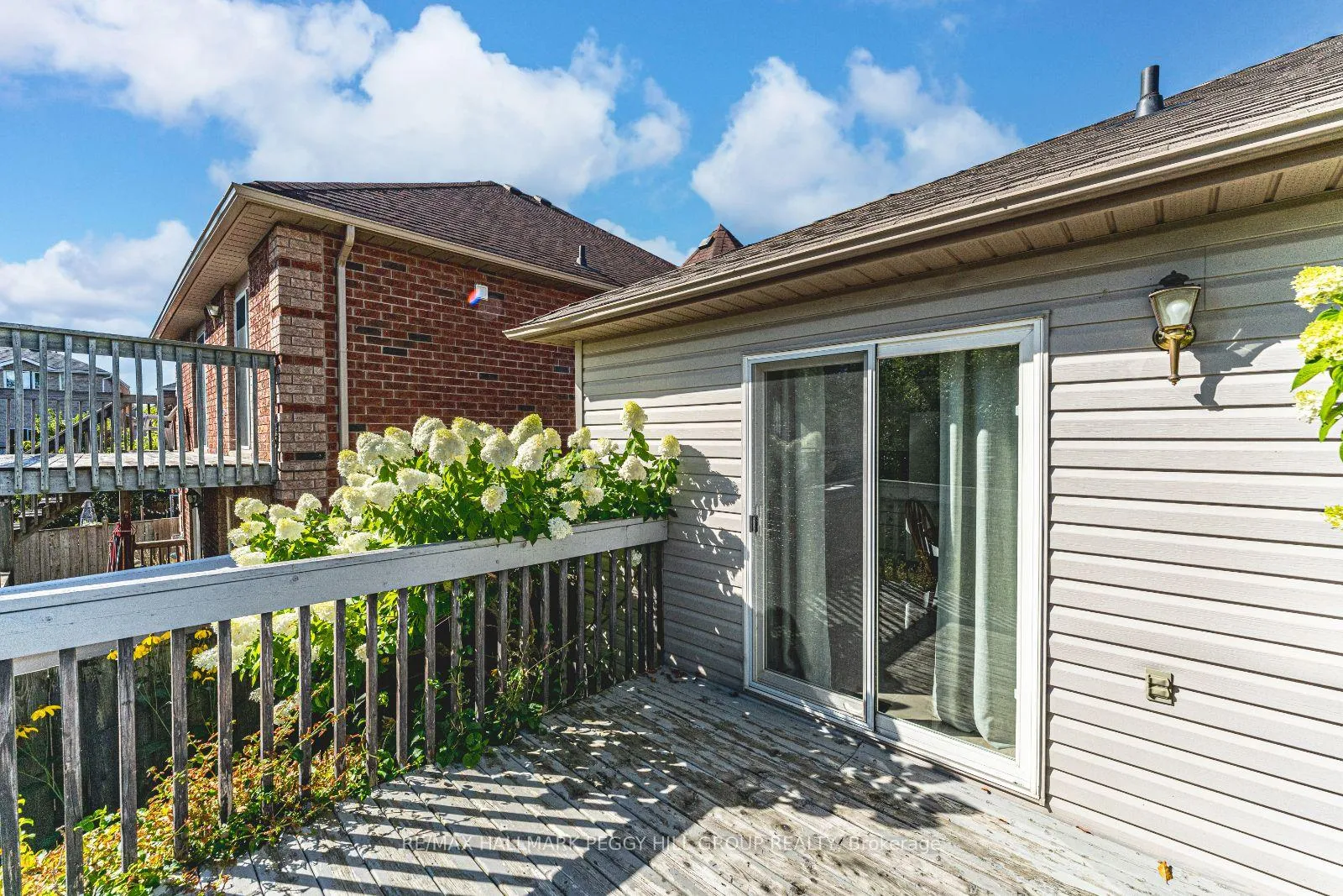 Photo 10 of 72 Stanley Street, Barrie, East Bayfield — HOMEH