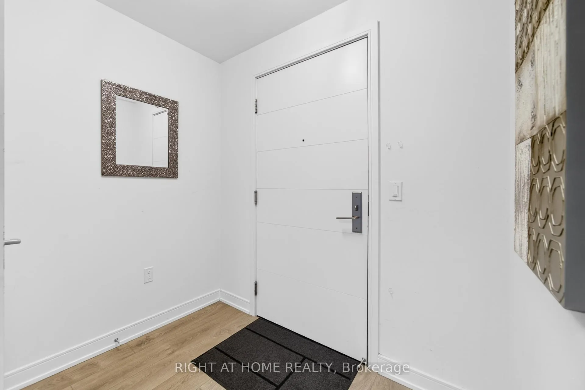 Photo 6 of Unit 503, 50 Wellesley Street E, Toronto, Church-Yonge Corridor — HOMEH