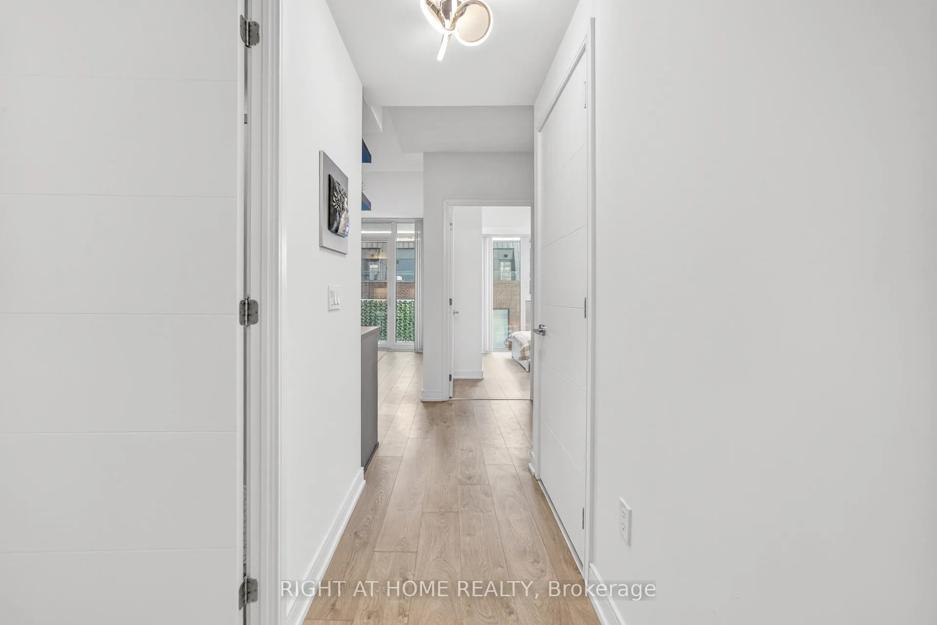 Photo 7 of Unit 503, 50 Wellesley Street E, Toronto, Church-Yonge Corridor — HOMEH